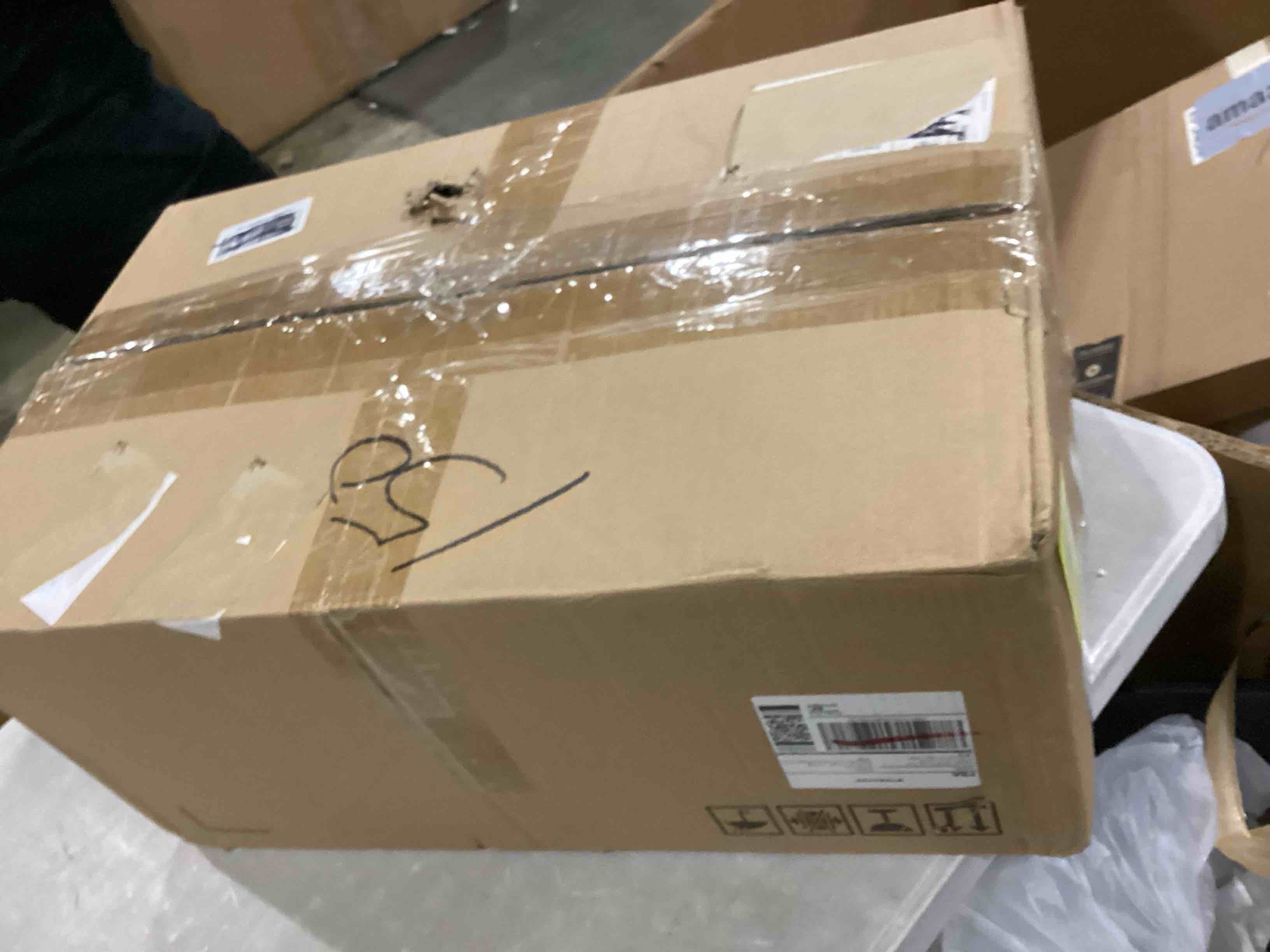 https://s3.amazonaws.com/lotting-images-prod/bidfta/YEL6712811_1731524048287.jpeg