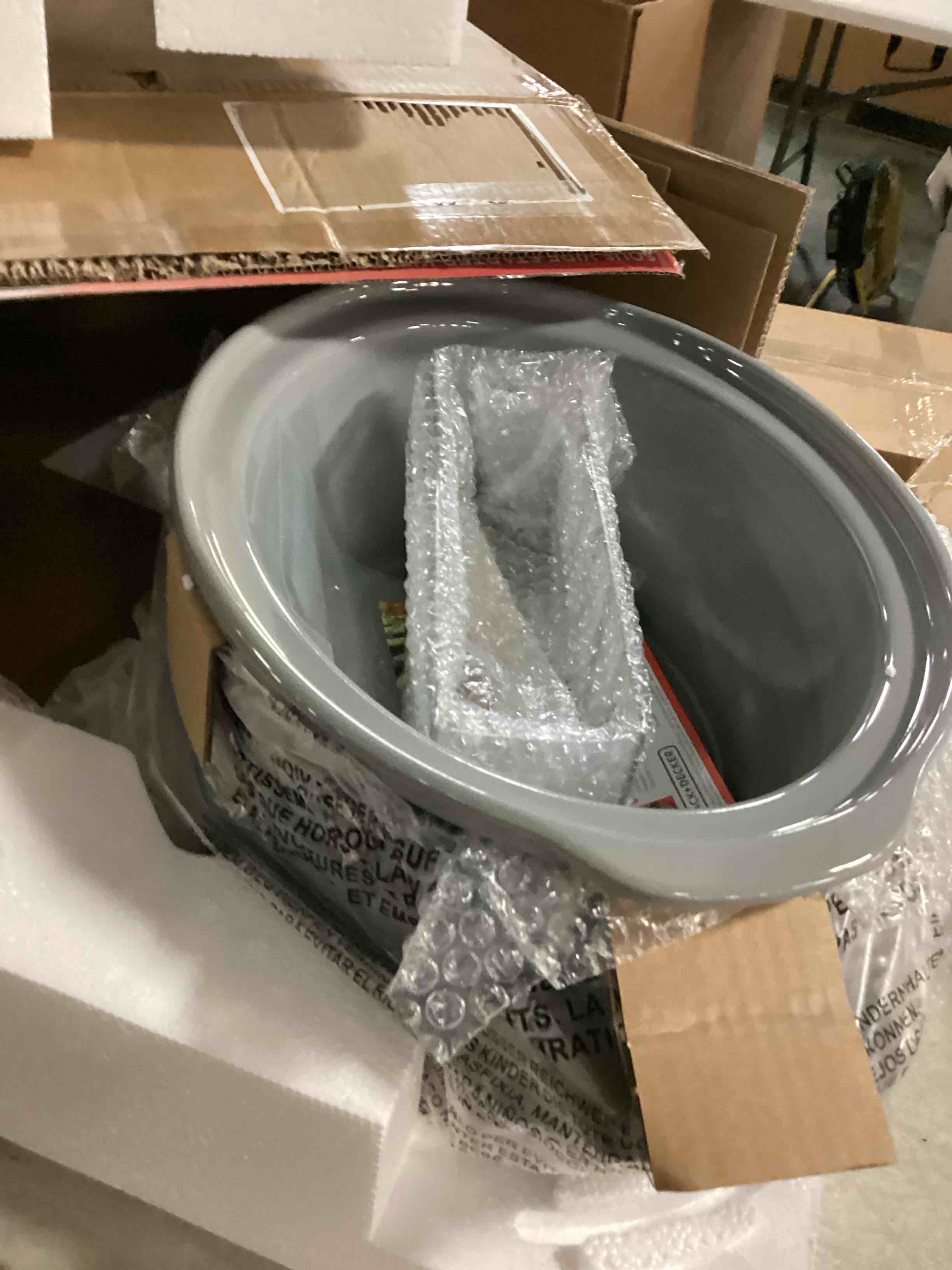 https://s3.amazonaws.com/lotting-images-prod/bidfta/YEL6713413_1731501292028.jpeg