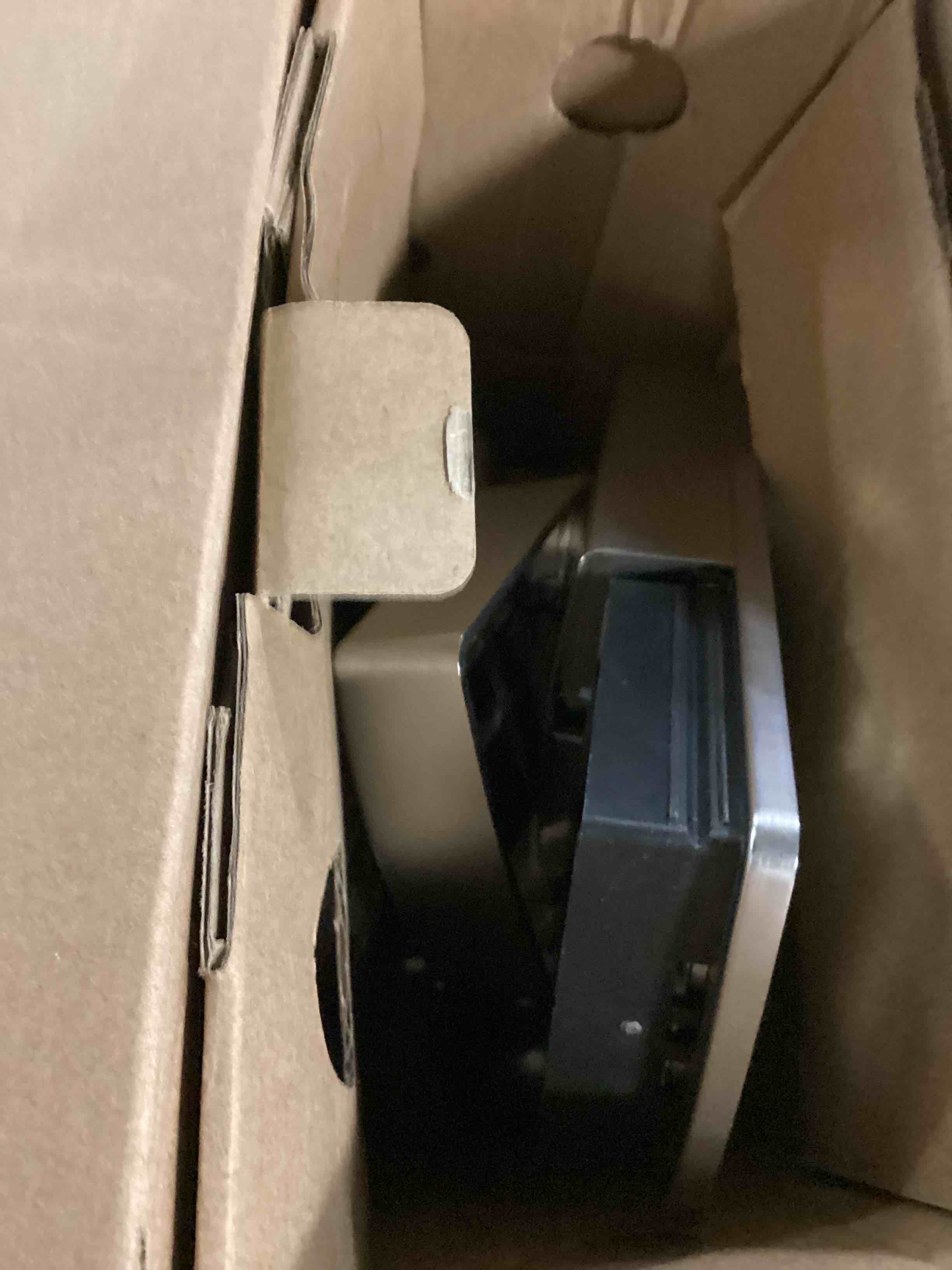 https://s3.amazonaws.com/lotting-images-prod/bidfta/YEL6713502_1731516119101.jpeg