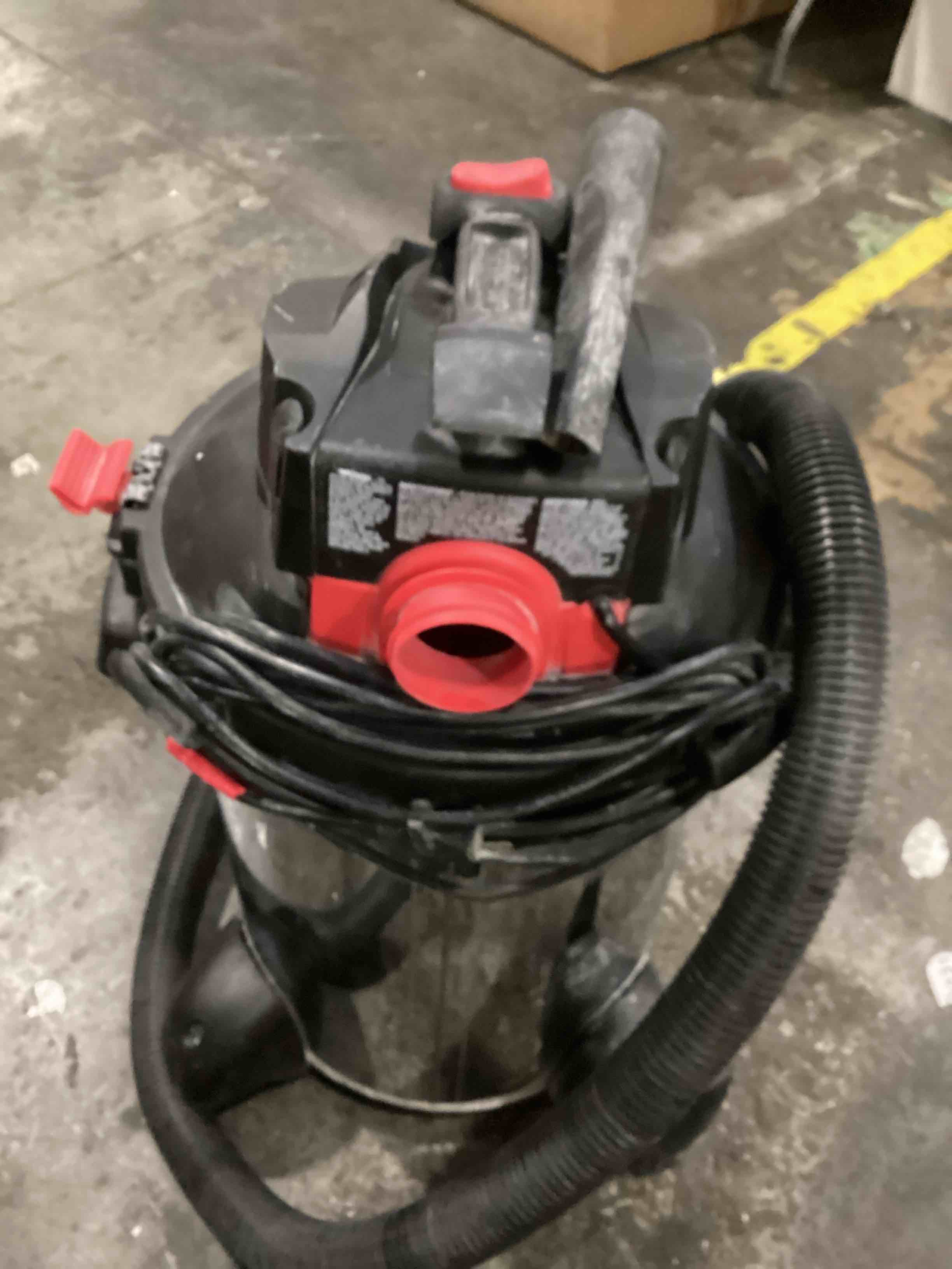 https://s3.amazonaws.com/lotting-images-prod/bidfta/YEL6714975_1732197340294.jpeg