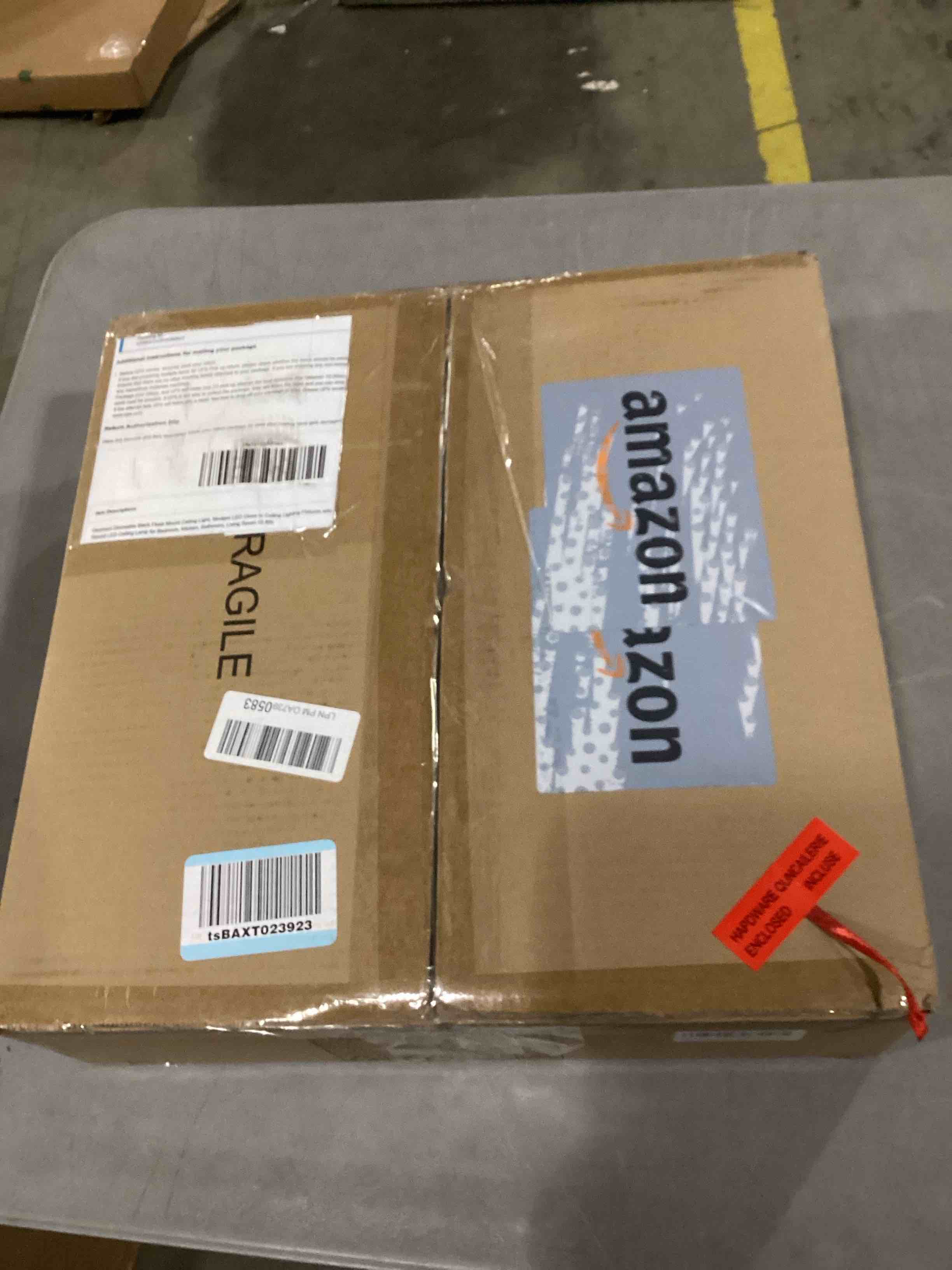 https://s3.amazonaws.com/lotting-images-prod/bidfta/YEL6716239_1734352562813.jpeg