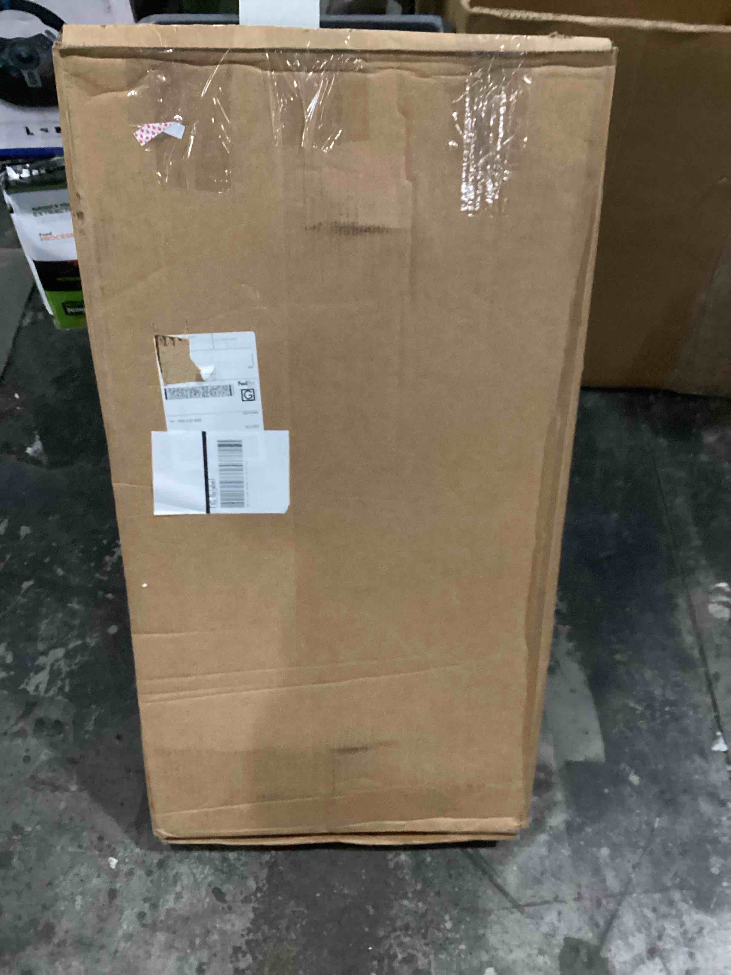 https://s3.amazonaws.com/lotting-images-prod/bidfta/YEL6716607_1734958051785.jpeg