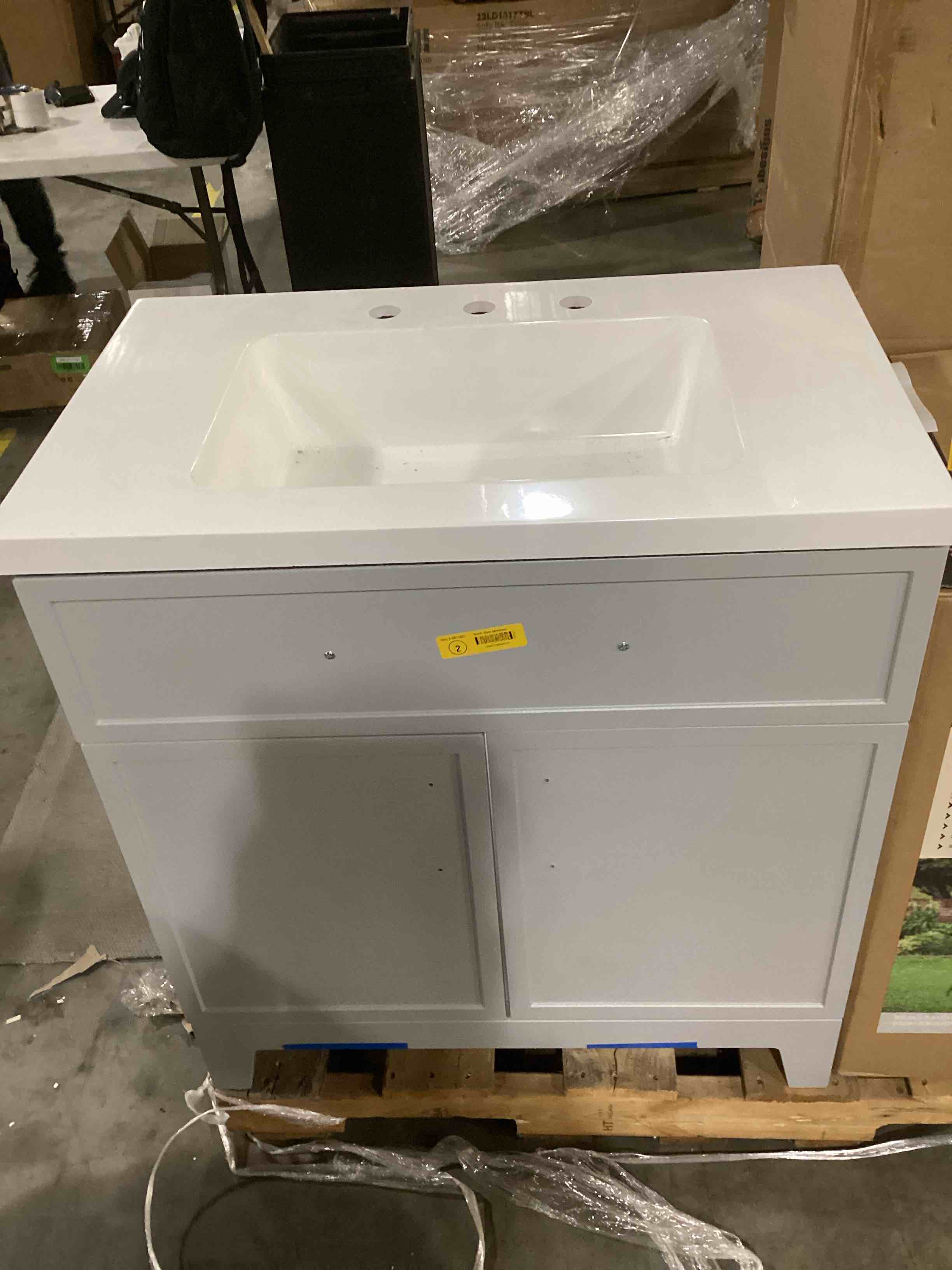 https://s3.amazonaws.com/lotting-images-prod/bidfta/YEL6717079_1736351338825.jpeg