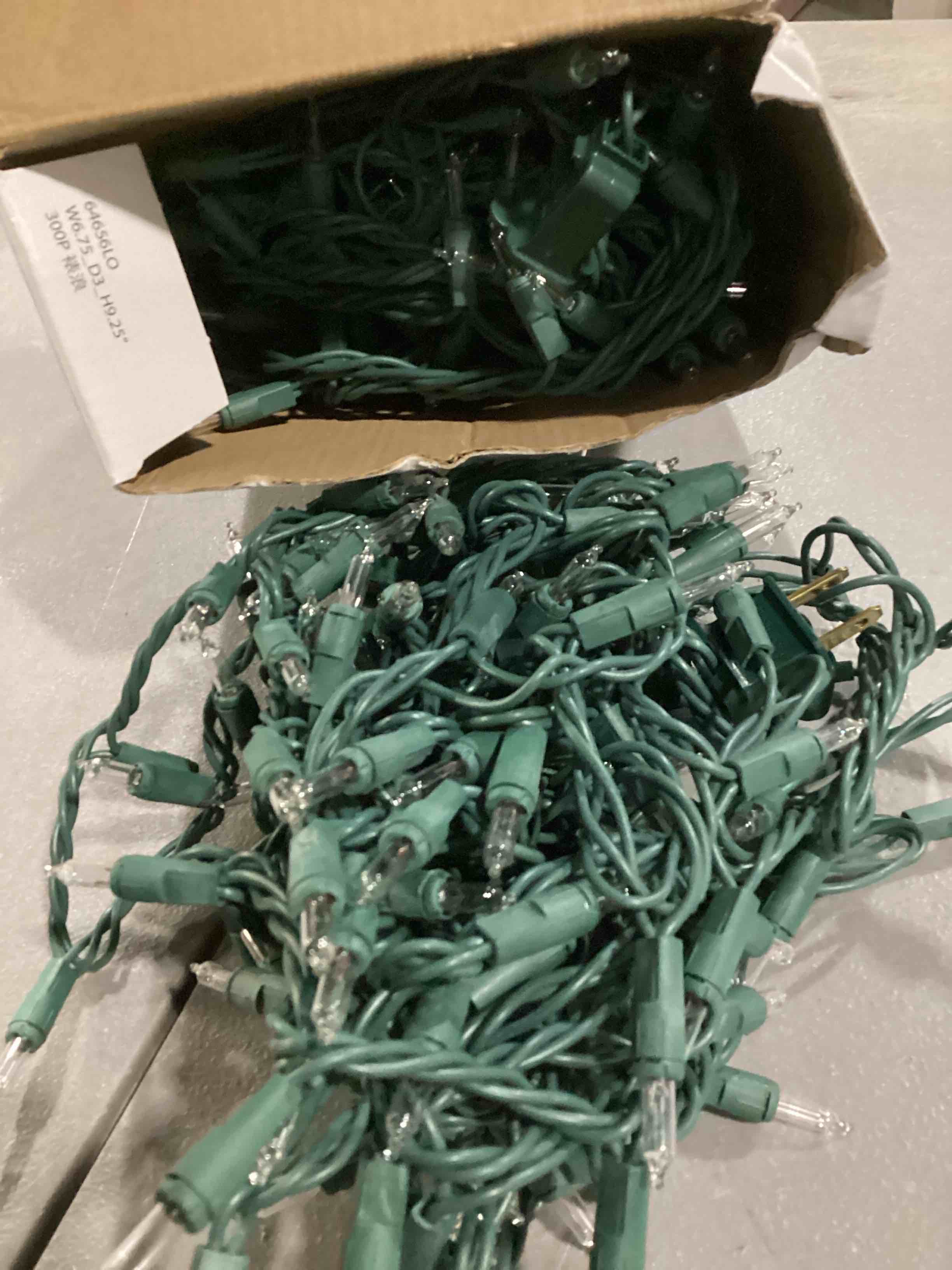 https://s3.amazonaws.com/lotting-images-prod/bidfta/YEL6717111_1736426171861.jpeg