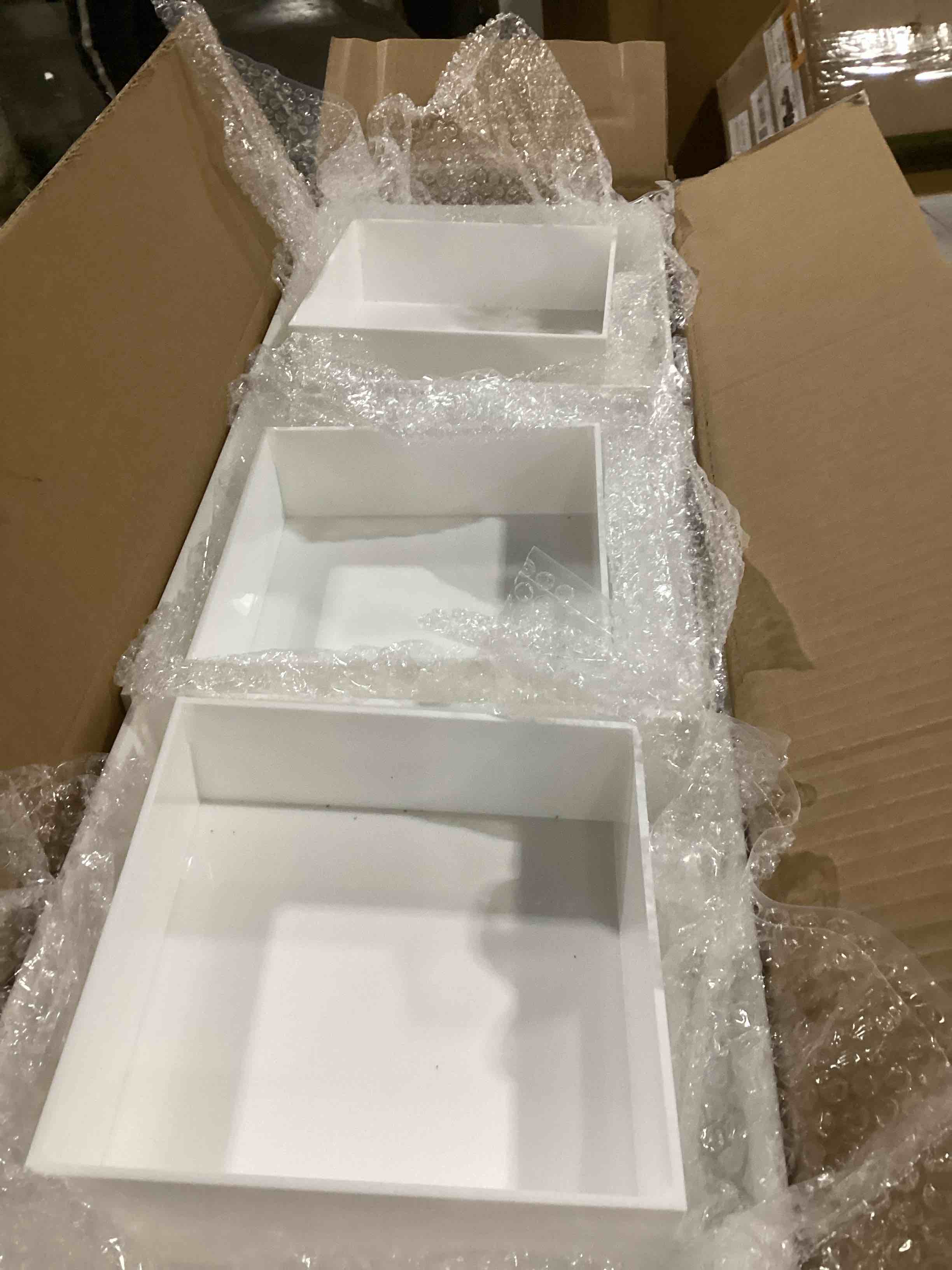 https://s3.amazonaws.com/lotting-images-prod/bidfta/YEL6717277_1736793794949.jpeg