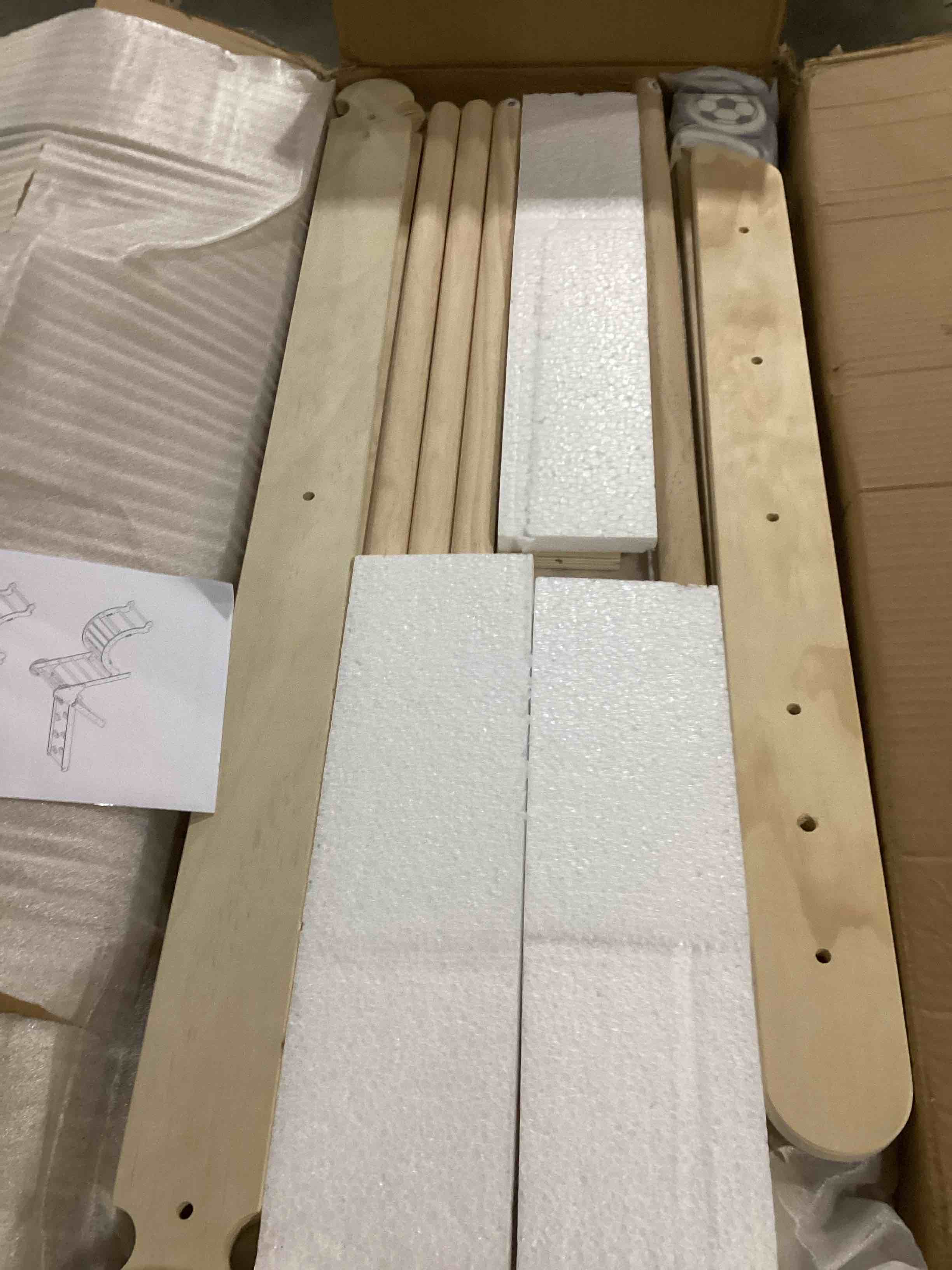 https://s3.amazonaws.com/lotting-images-prod/bidfta/YEL6717428_1736951813544.jpeg
