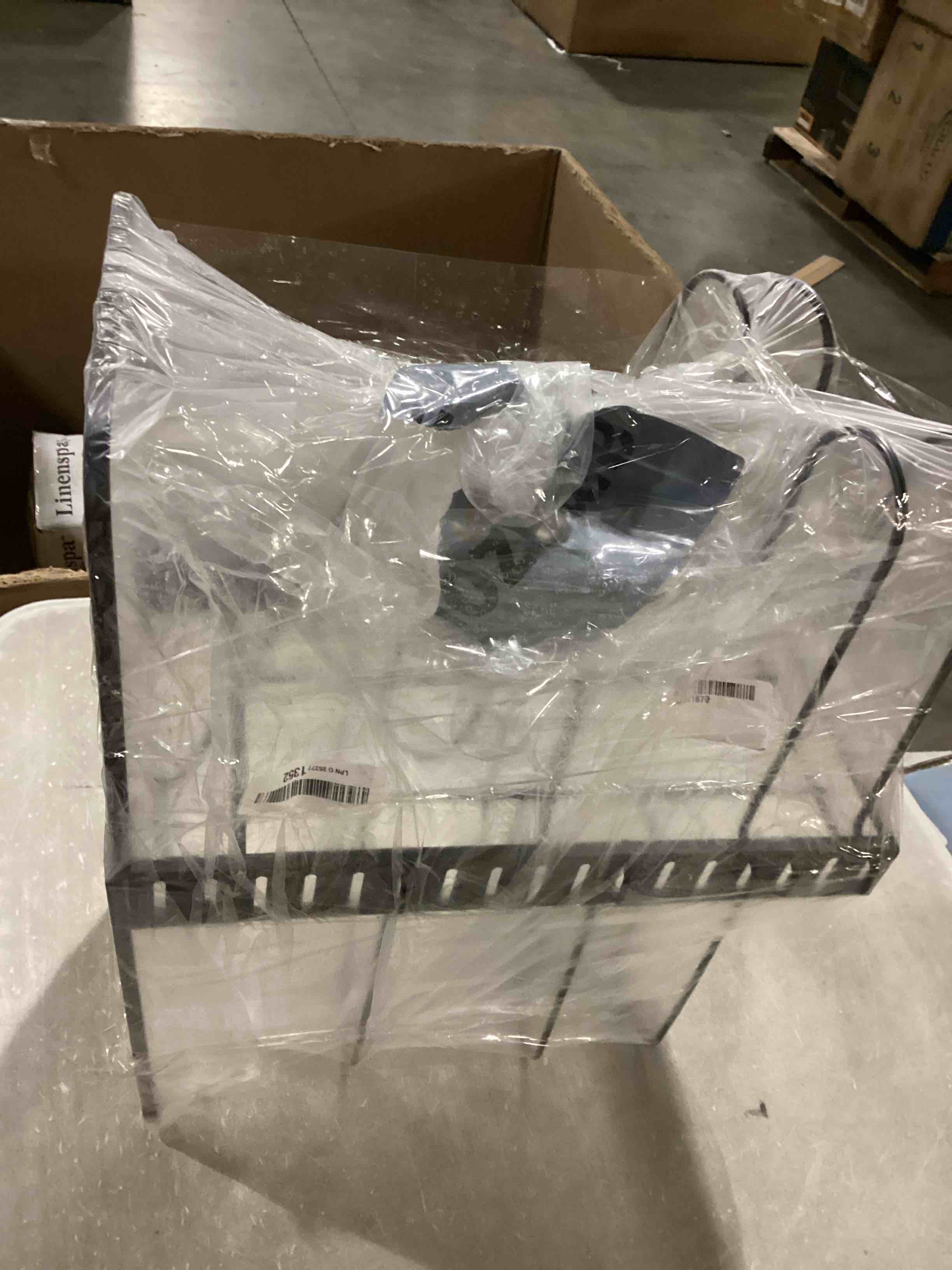 https://s3.amazonaws.com/lotting-images-prod/bidfta/YEL6717899_1734093721016.jpeg