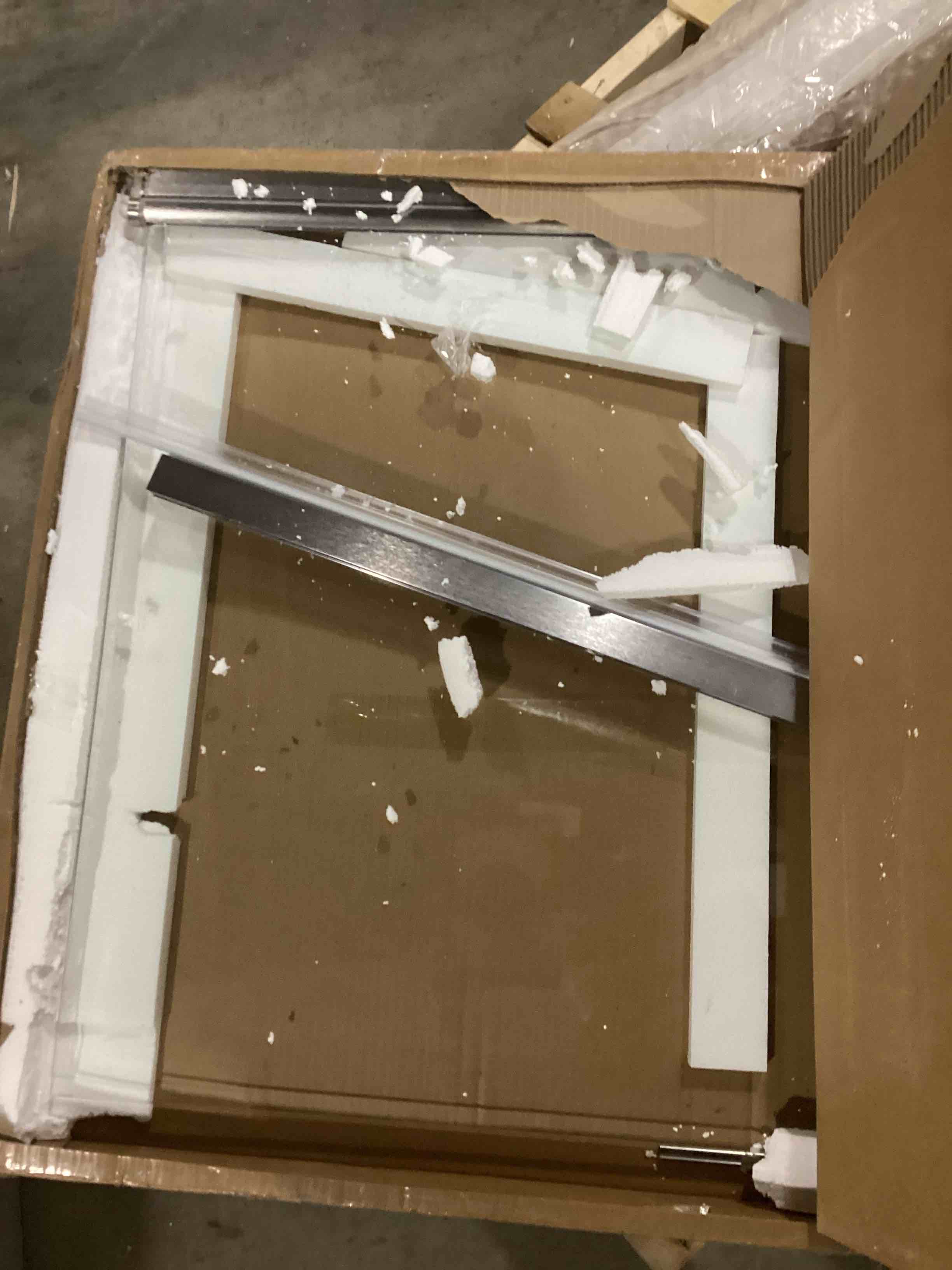 https://s3.amazonaws.com/lotting-images-prod/bidfta/YEL6718795_1734719667520.jpeg