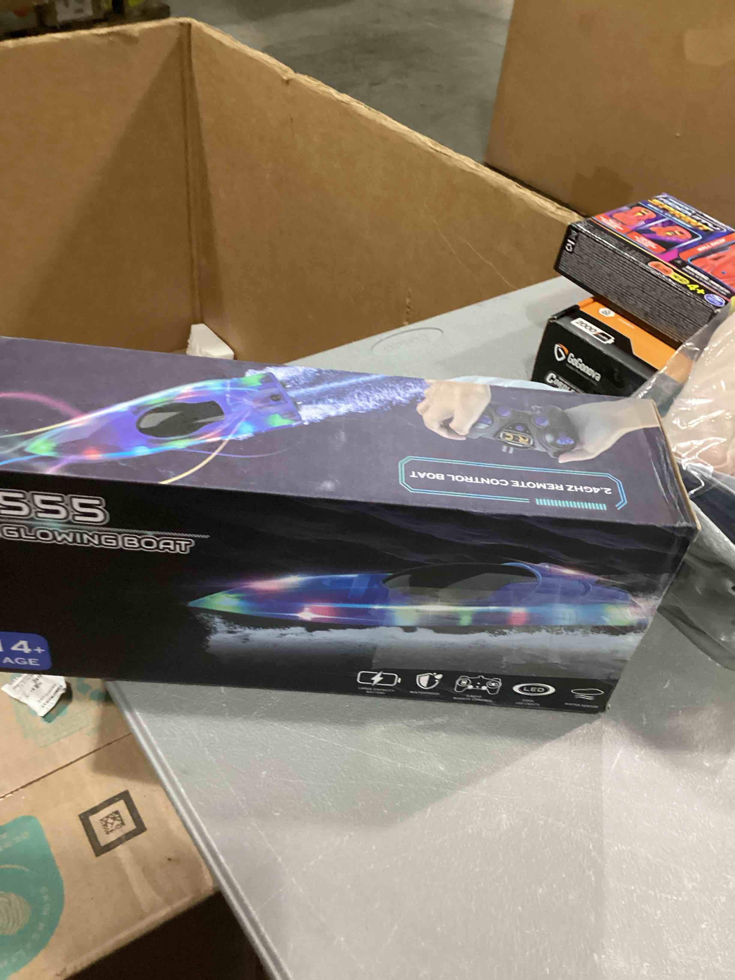https://s3.amazonaws.com/lotting-images-prod/bidfta/YEL6719103_1732287374187.jpeg
