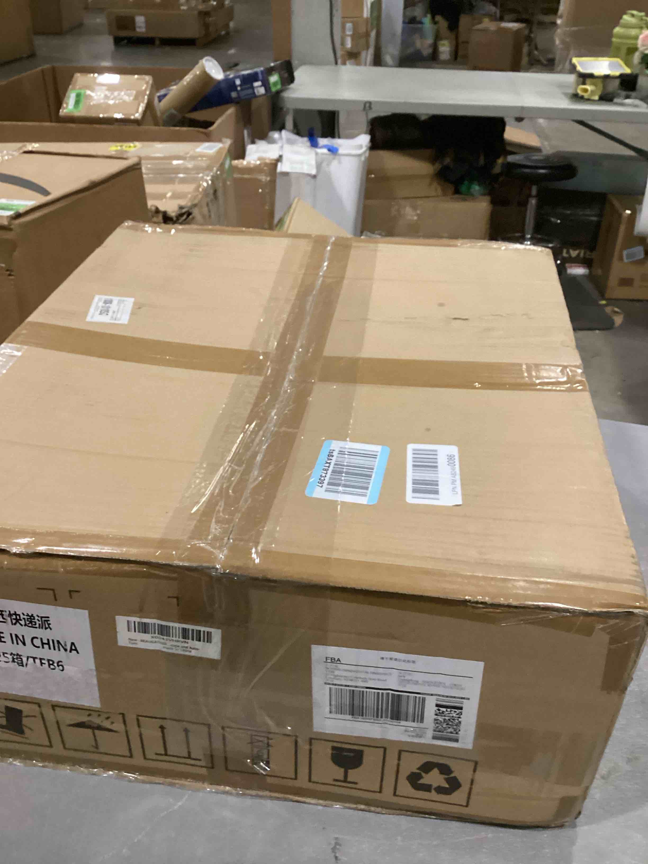 https://s3.amazonaws.com/lotting-images-prod/bidfta/YEL6719611_1732736867737.jpeg