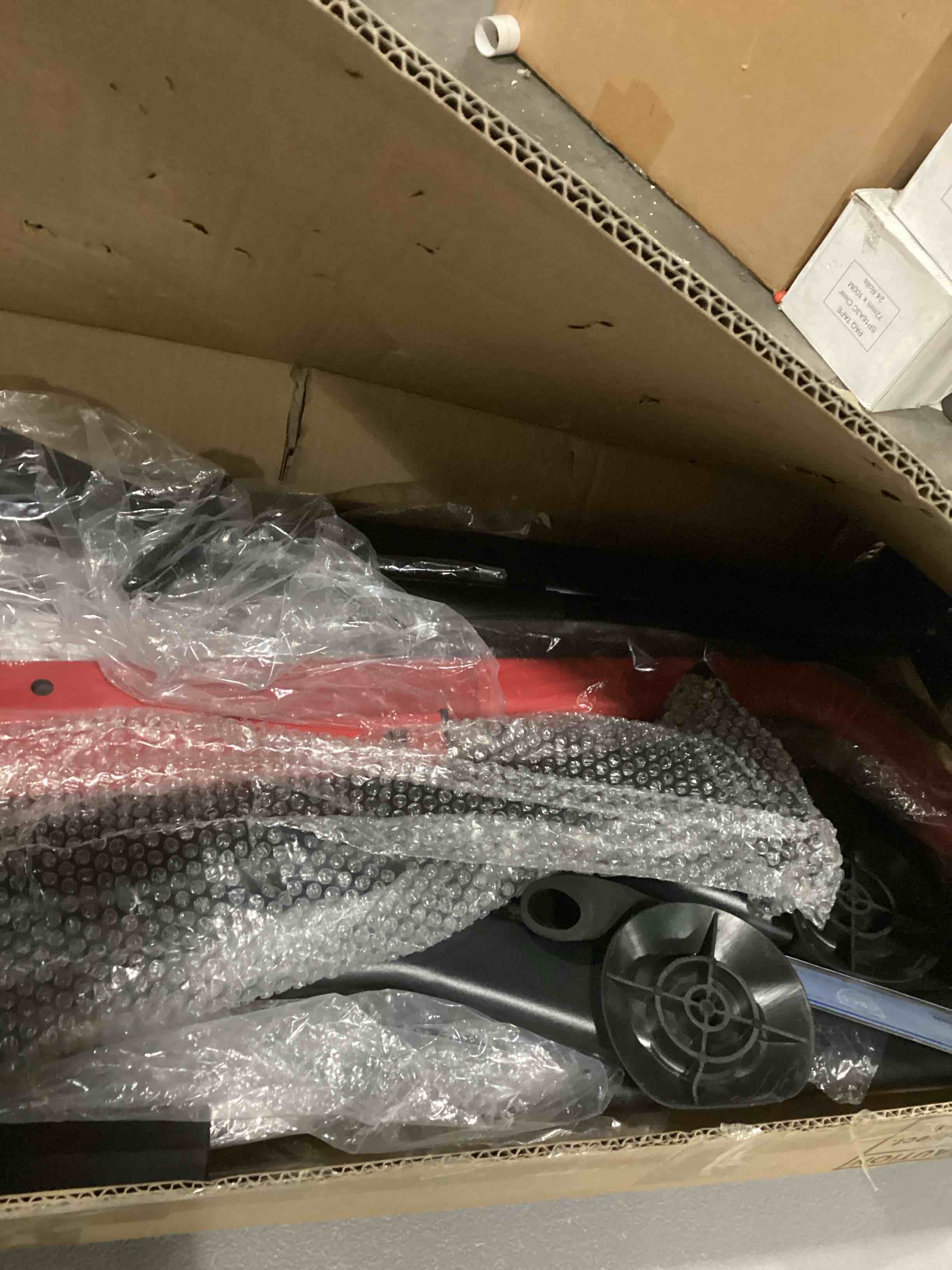 https://s3.amazonaws.com/lotting-images-prod/bidfta/YEL6719629_1732881997664.jpeg