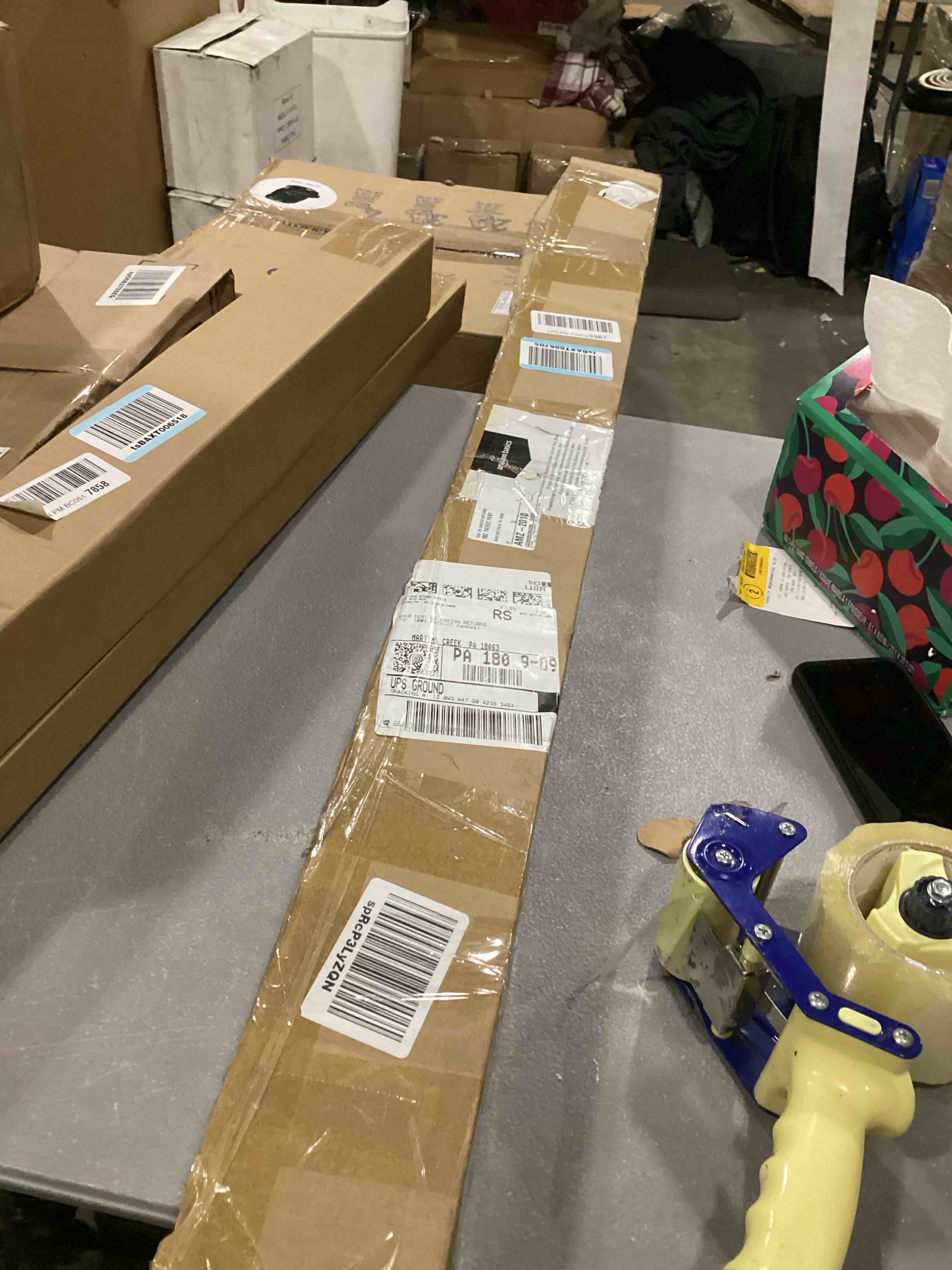https://s3.amazonaws.com/lotting-images-prod/bidfta/YEL6719924_1733162530658.jpeg