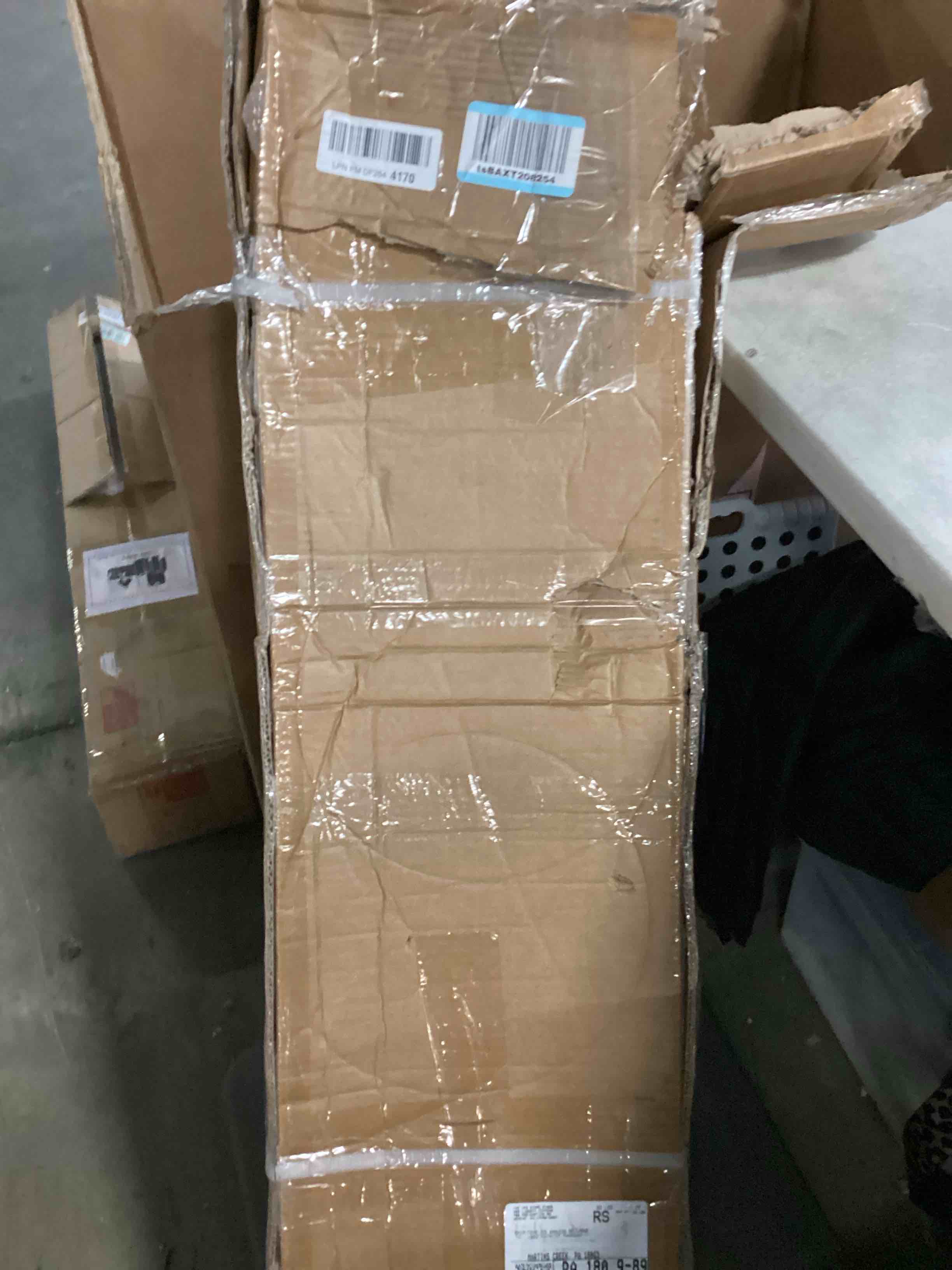 https://s3.amazonaws.com/lotting-images-prod/bidfta/YEL6720814_1735583870583.jpeg