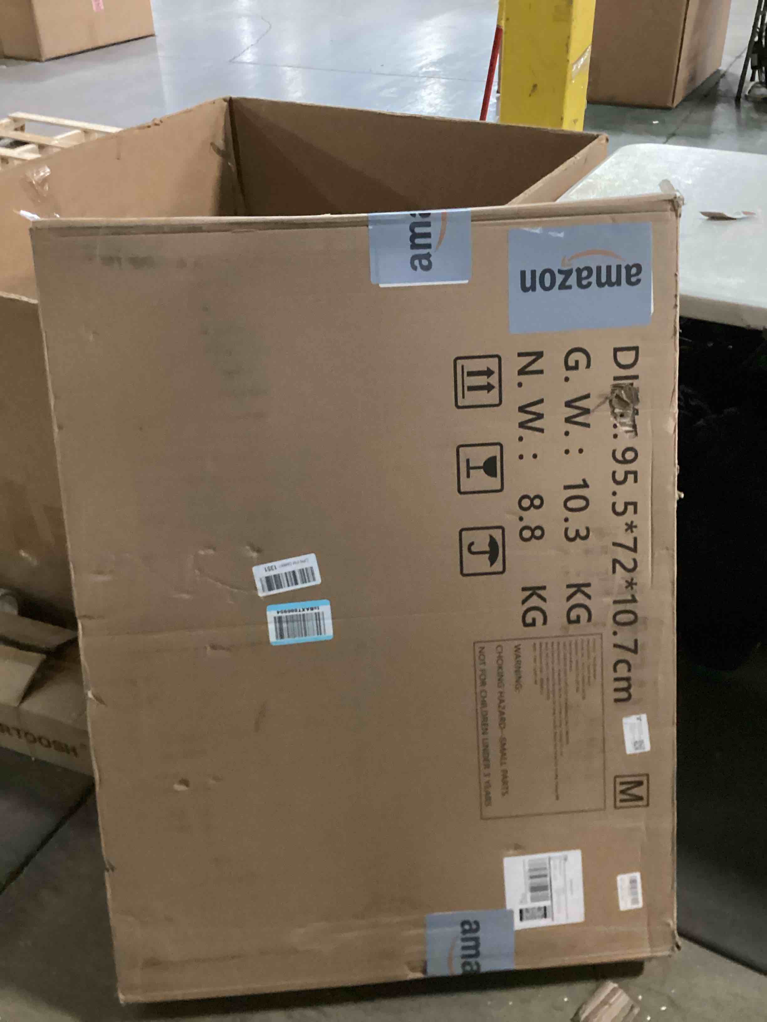 https://s3.amazonaws.com/lotting-images-prod/bidfta/YEL6720903_1735915491133.jpeg