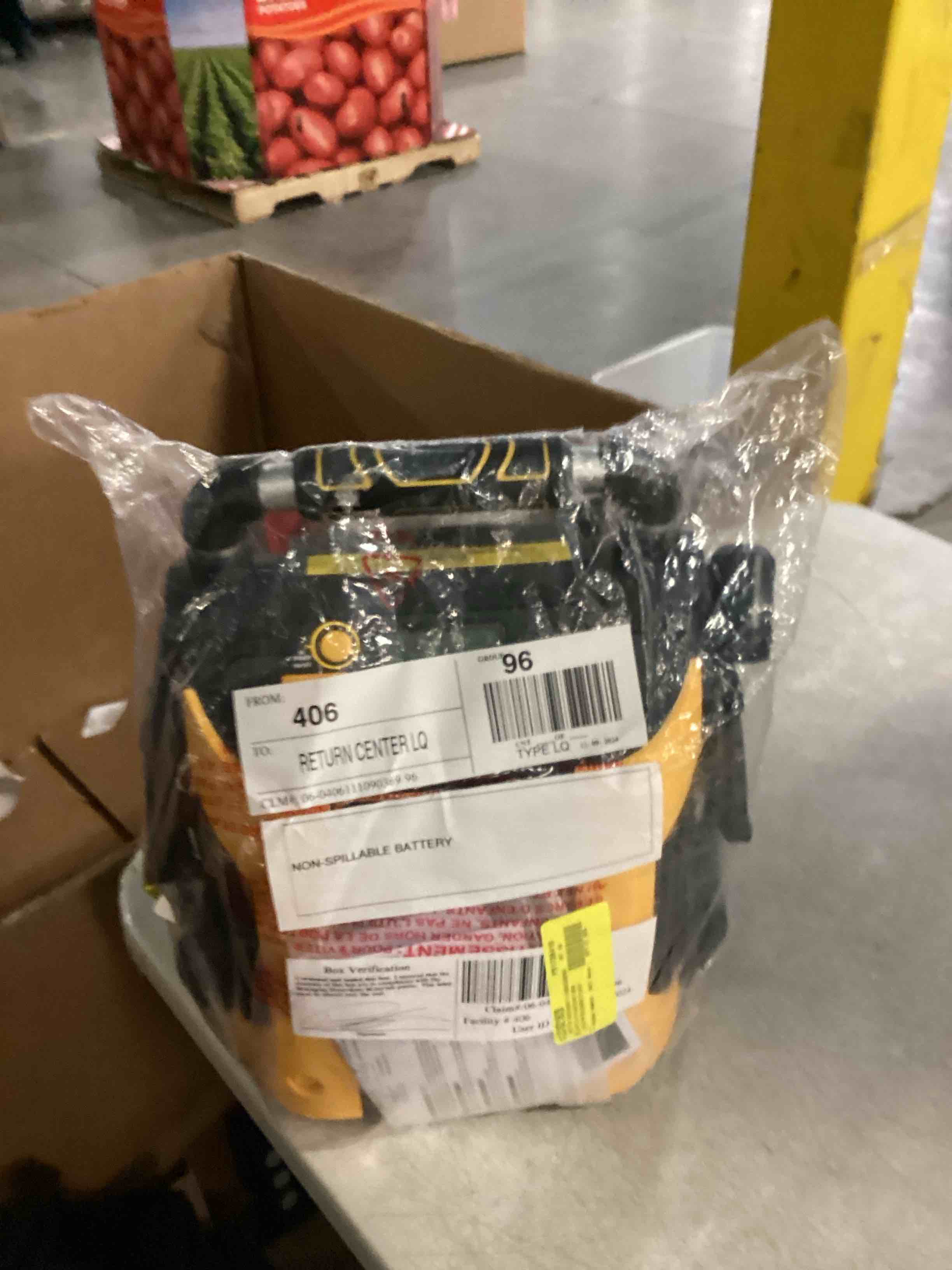 https://s3.amazonaws.com/lotting-images-prod/bidfta/YEL6721045_1736255668262.jpeg