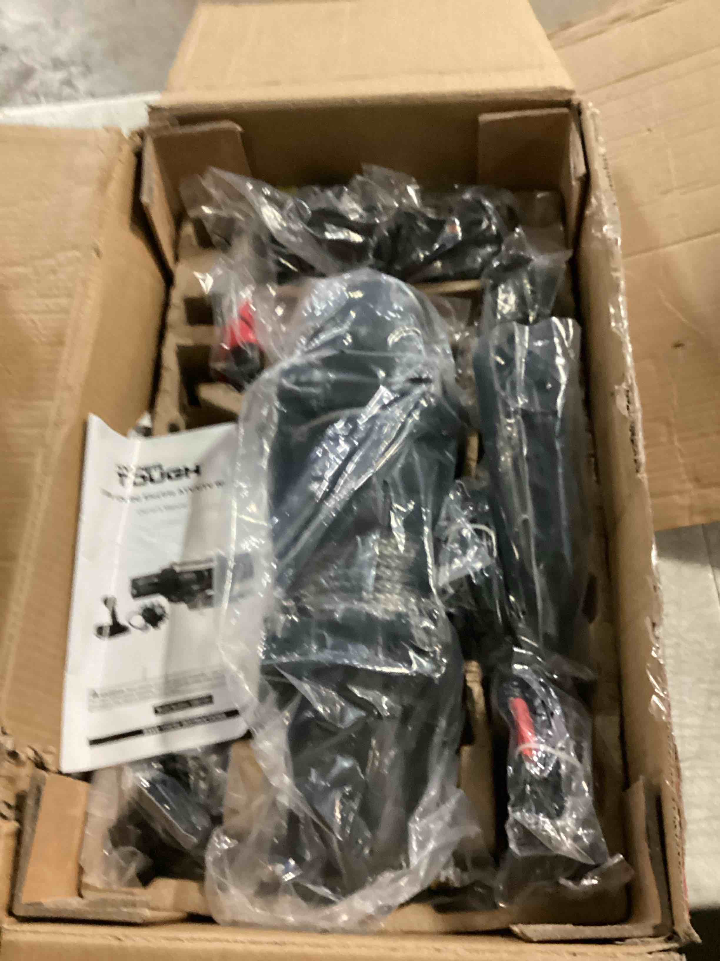 https://s3.amazonaws.com/lotting-images-prod/bidfta/YEL6721048_1736257244507.jpeg