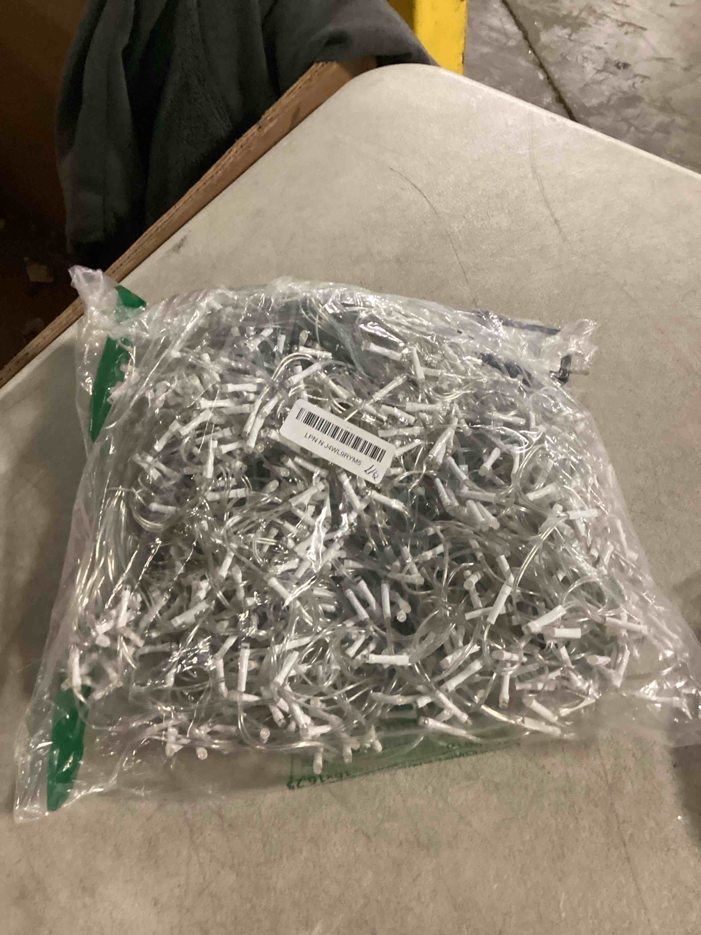 https://s3.amazonaws.com/lotting-images-prod/bidfta/YEL6721054_1736258464271.jpeg