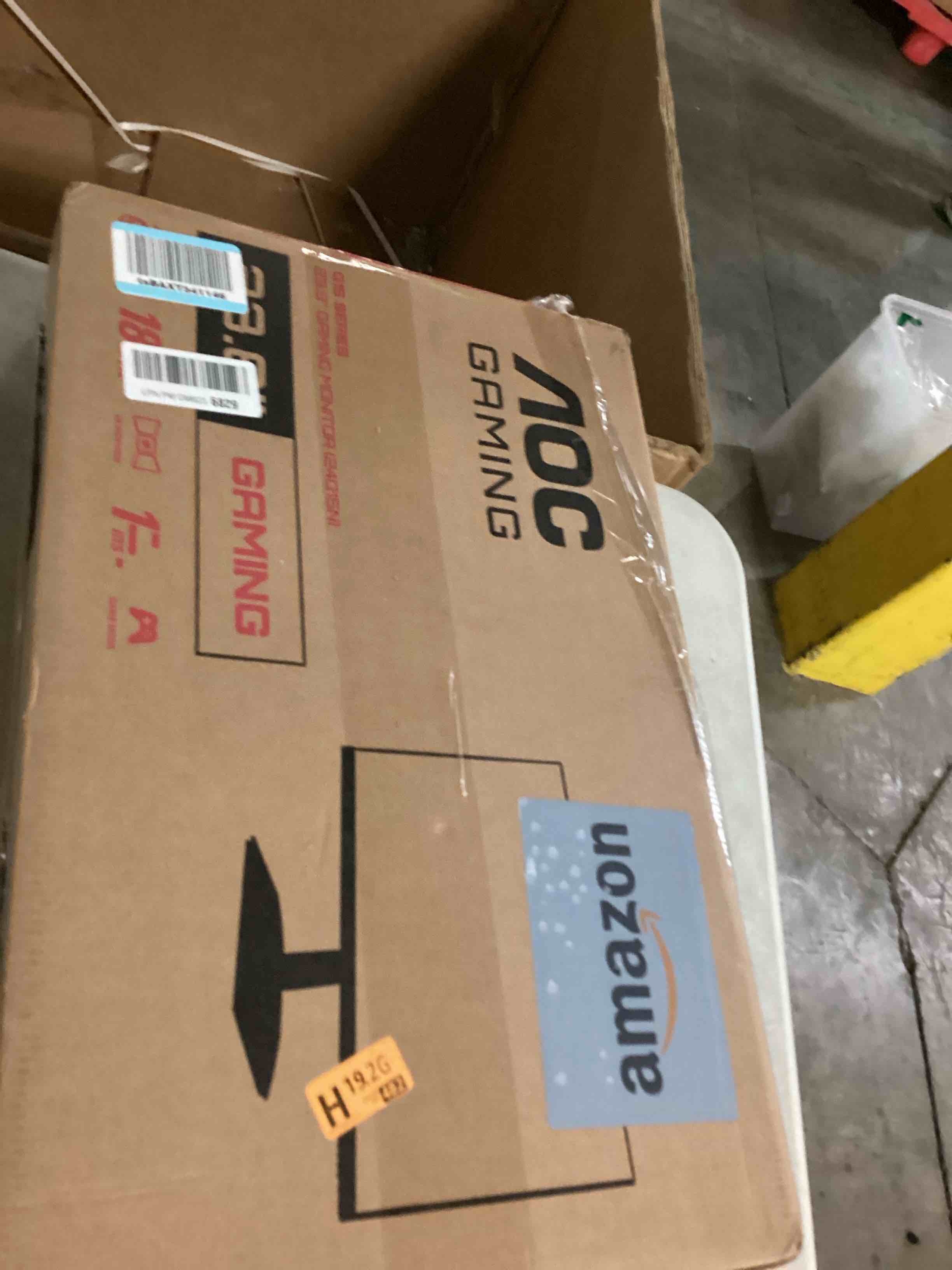 https://s3.amazonaws.com/lotting-images-prod/bidfta/YEL6721693_1736785118032.jpeg