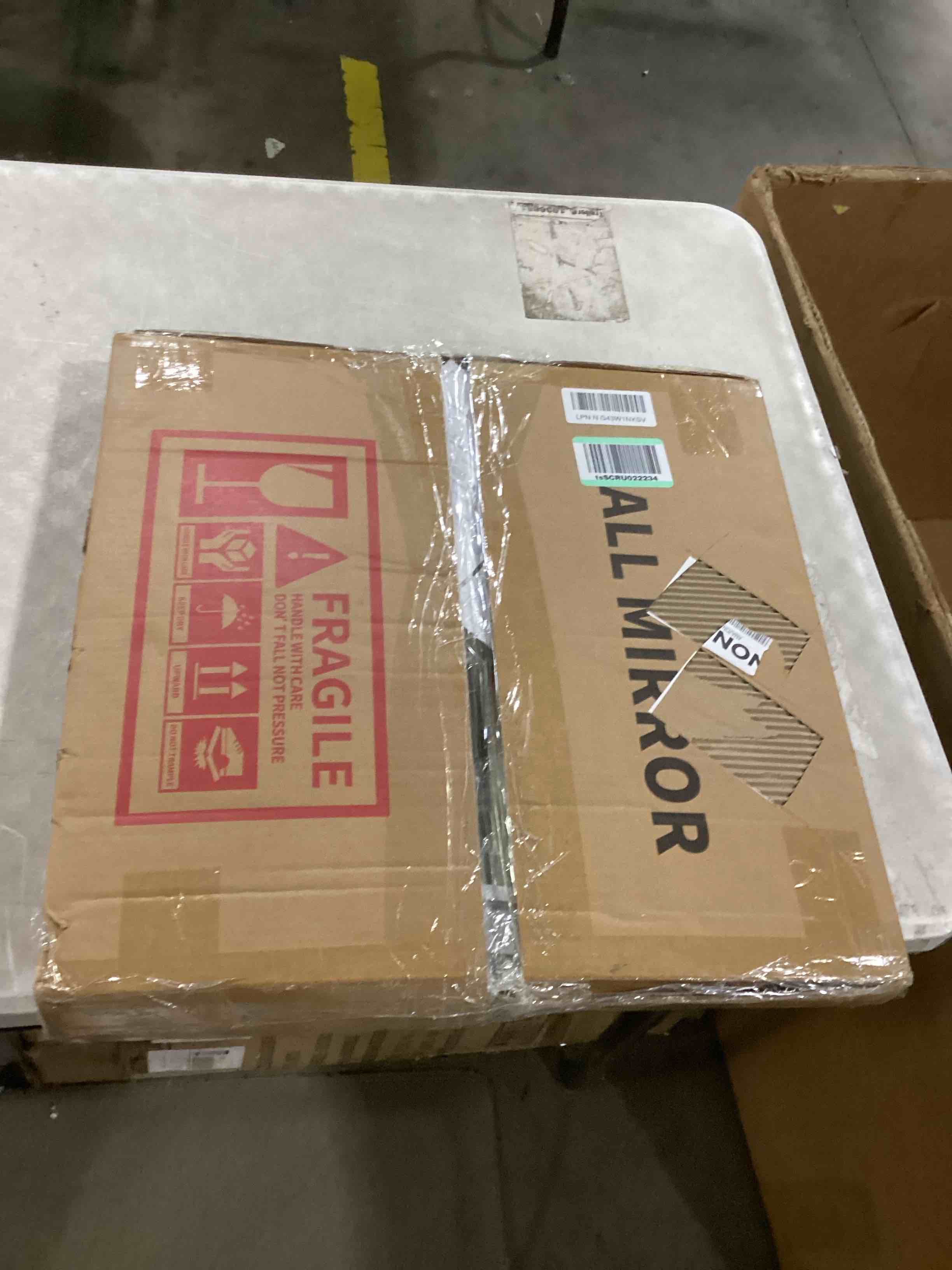 https://s3.amazonaws.com/lotting-images-prod/bidfta/YEL6722000_1732191381971.jpeg