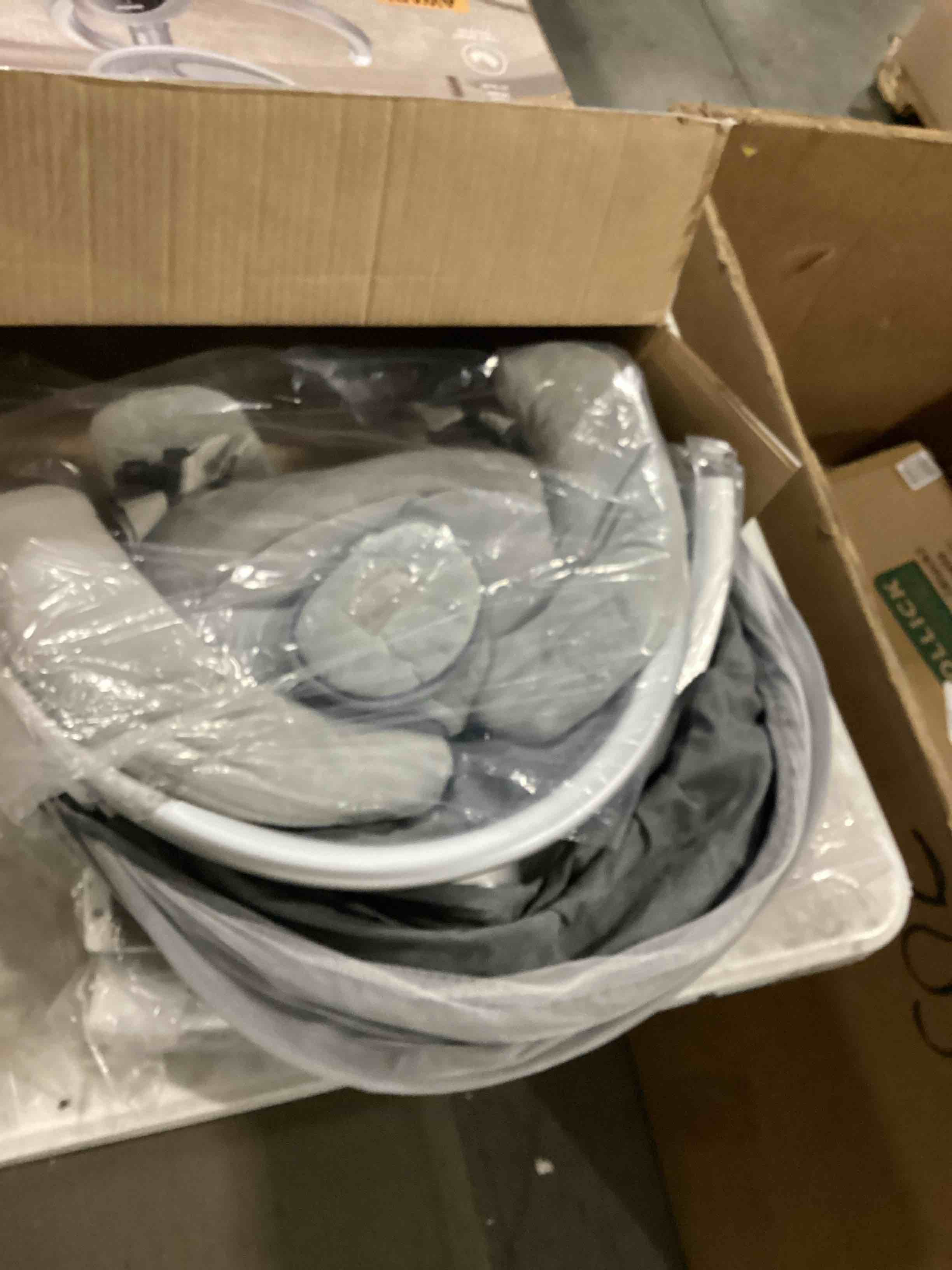 https://s3.amazonaws.com/lotting-images-prod/bidfta/YEL6722049_1732203780102.jpeg
