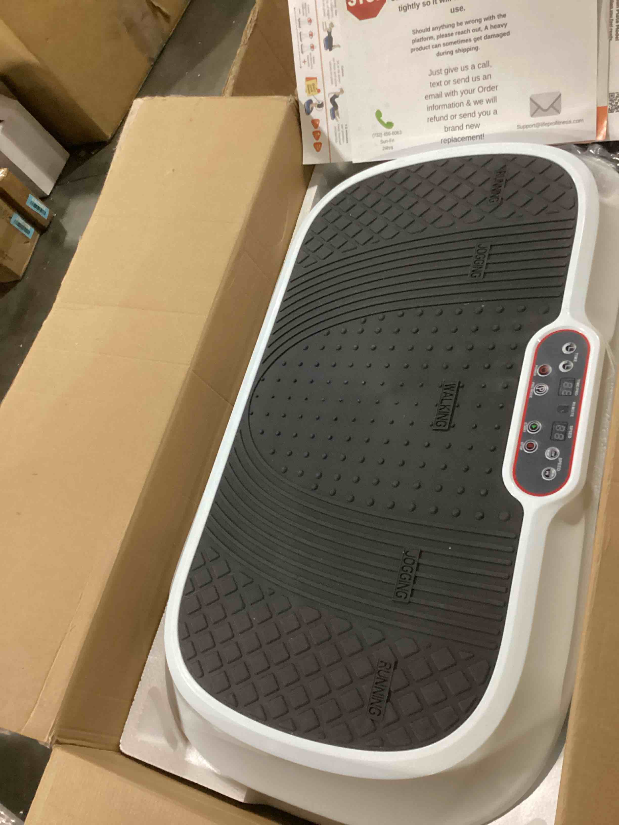 https://s3.amazonaws.com/lotting-images-prod/bidfta/YEL6722405_1732883482463.jpeg