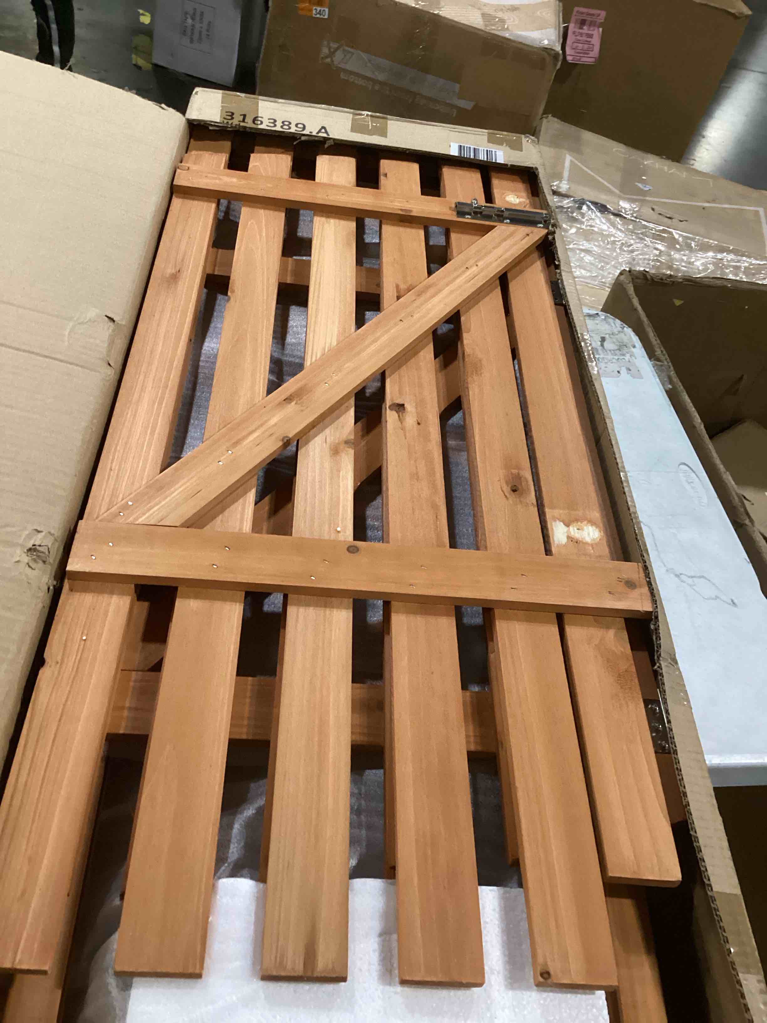 https://s3.amazonaws.com/lotting-images-prod/bidfta/YEL6722907_1733407188244.jpeg