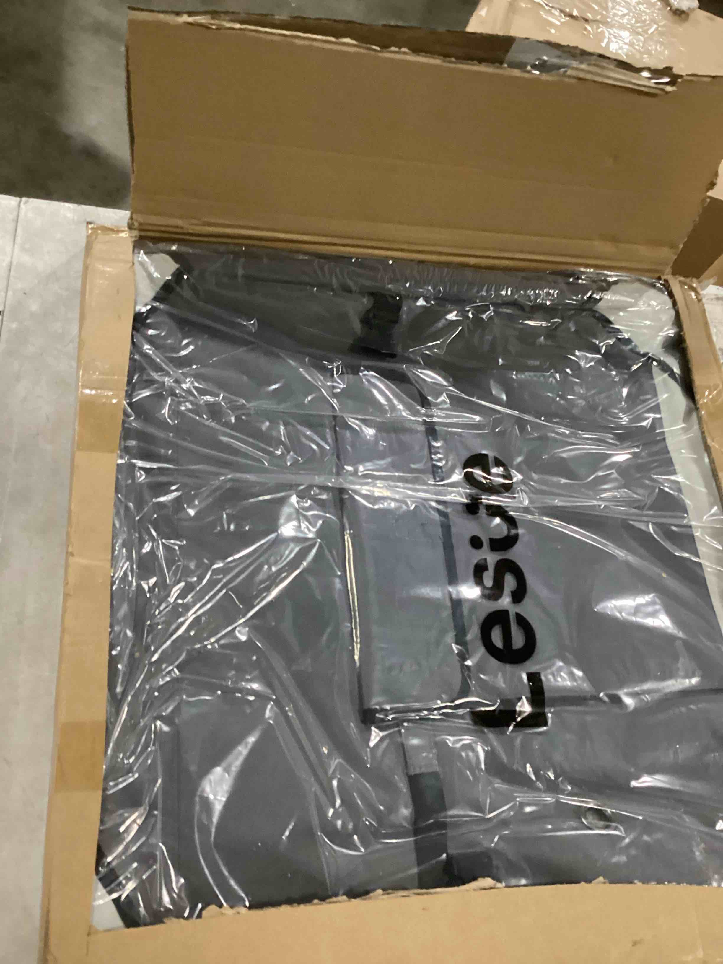 https://s3.amazonaws.com/lotting-images-prod/bidfta/YEL6722934_1733420958732.jpeg