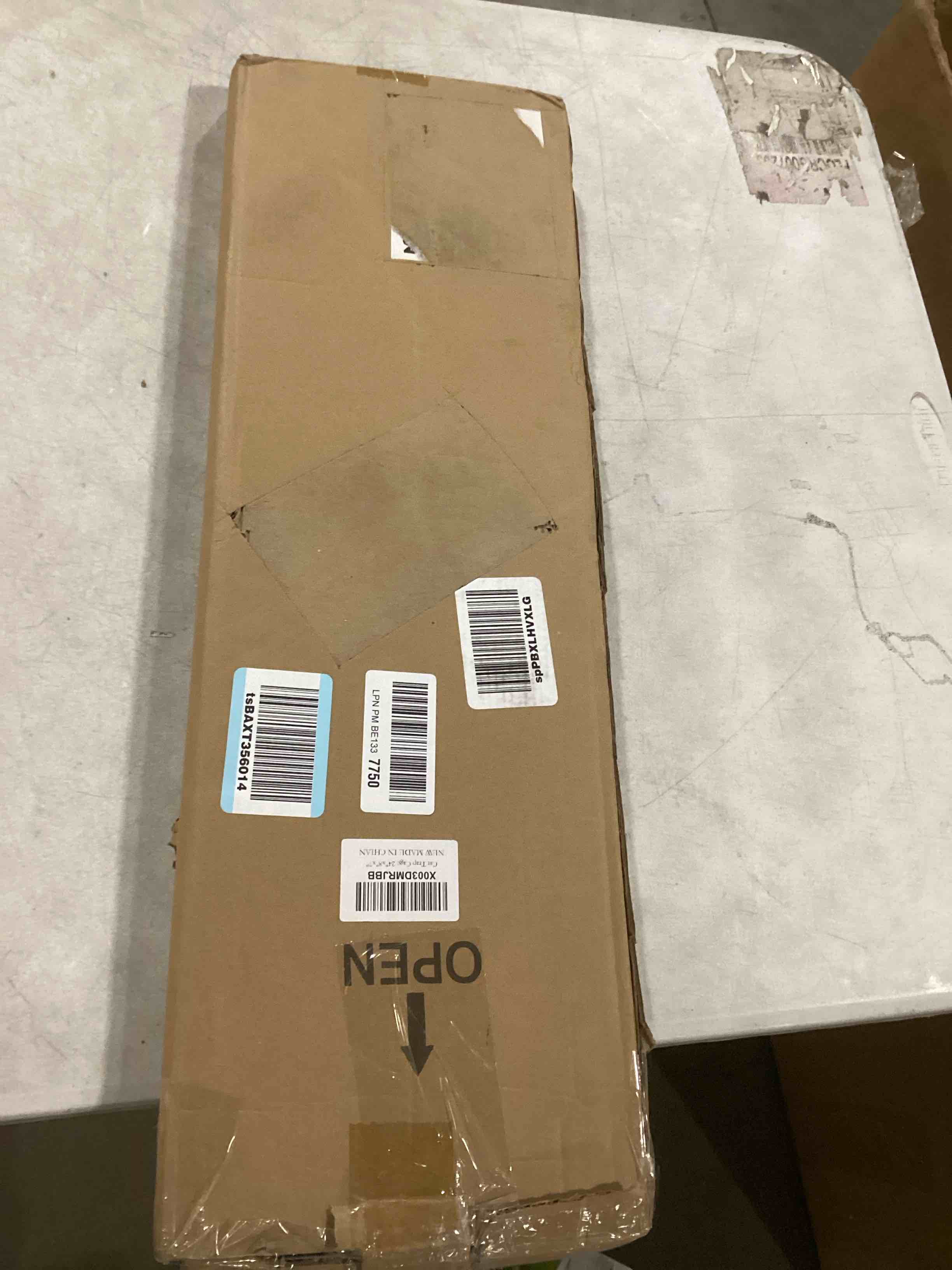 https://s3.amazonaws.com/lotting-images-prod/bidfta/YEL6723116_1733515786585.jpeg