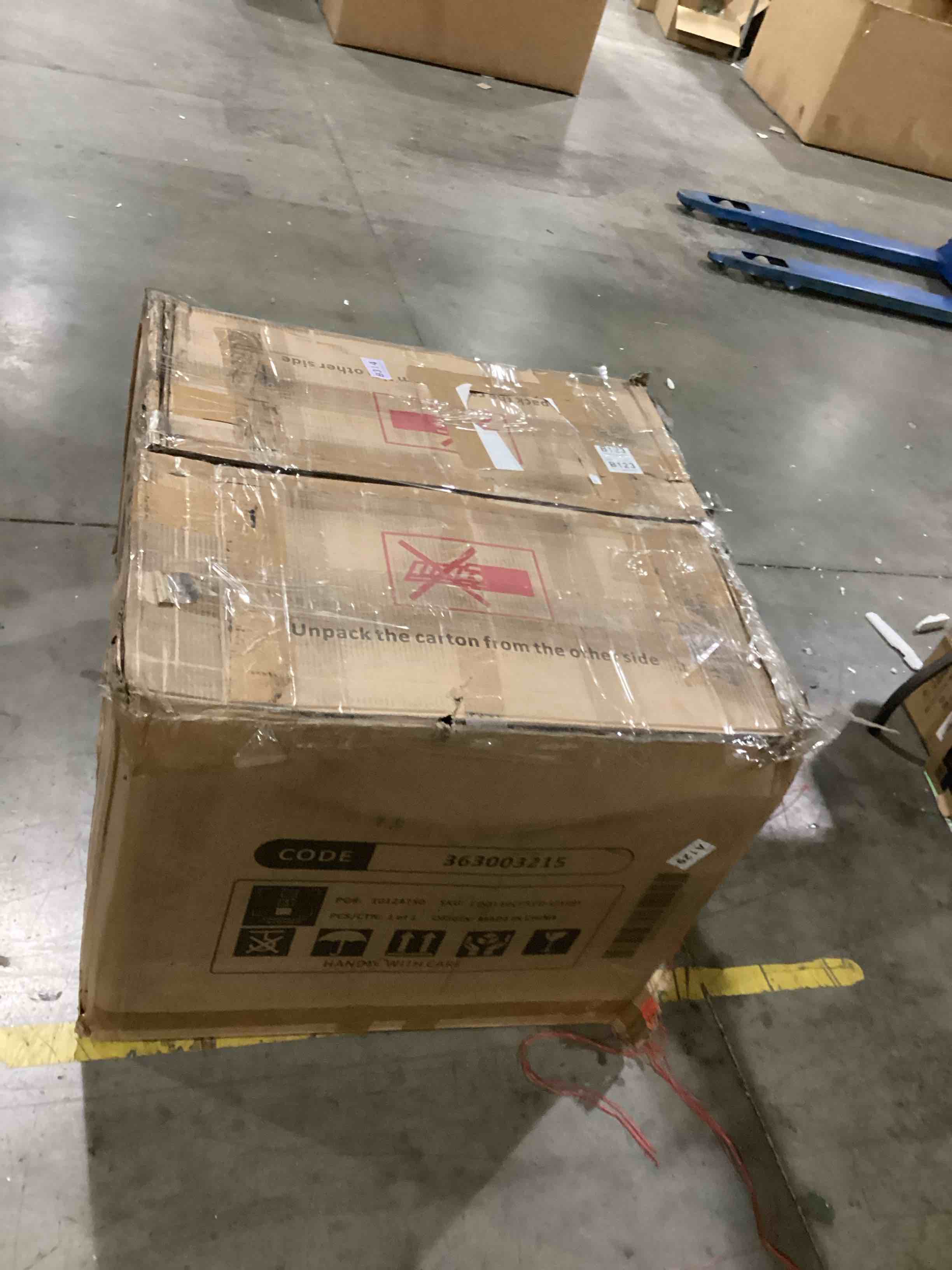 https://s3.amazonaws.com/lotting-images-prod/bidfta/YEL6723286_1733932197734.jpeg