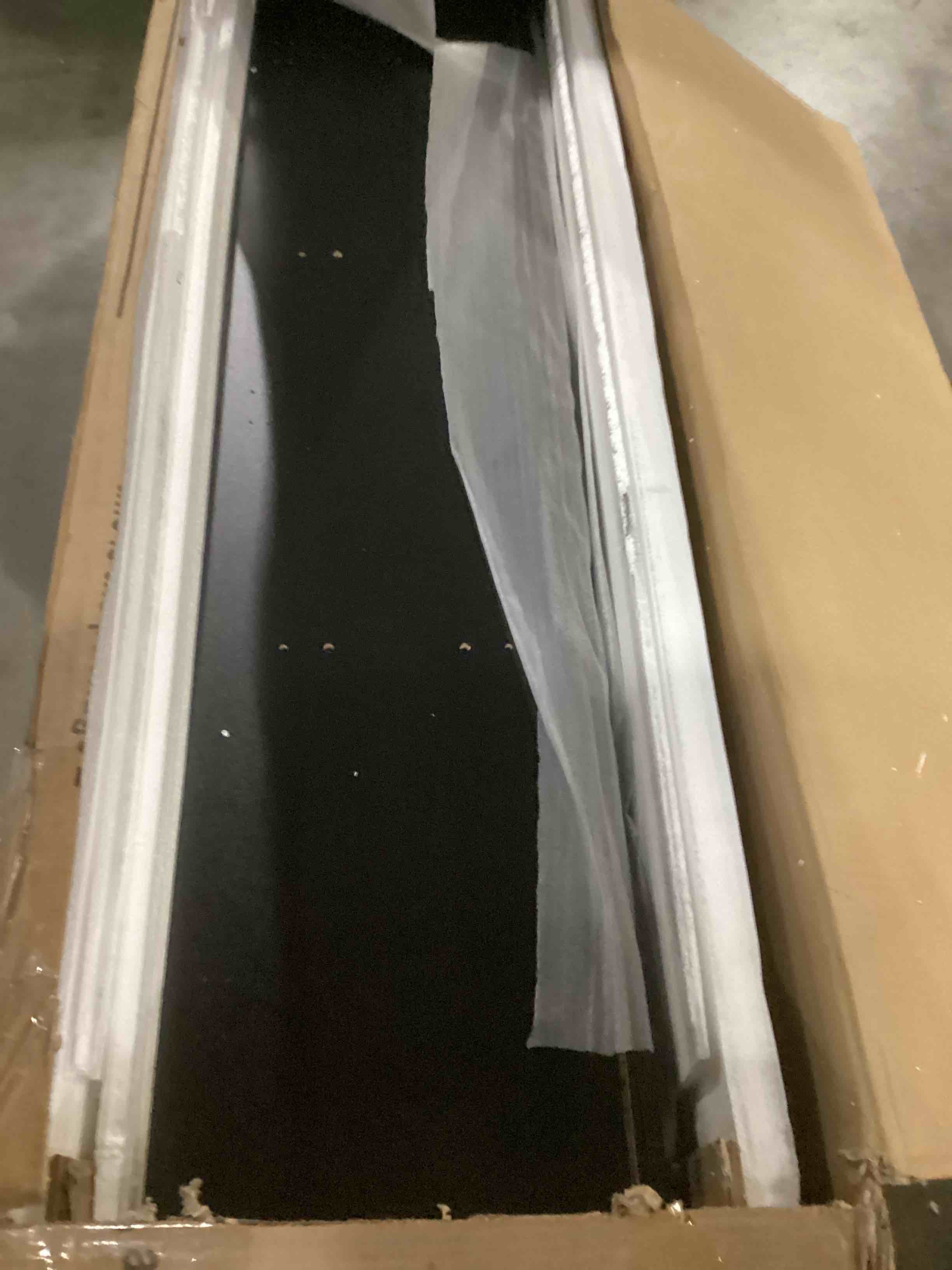 https://s3.amazonaws.com/lotting-images-prod/bidfta/YEL6723302_1733939357716.jpeg