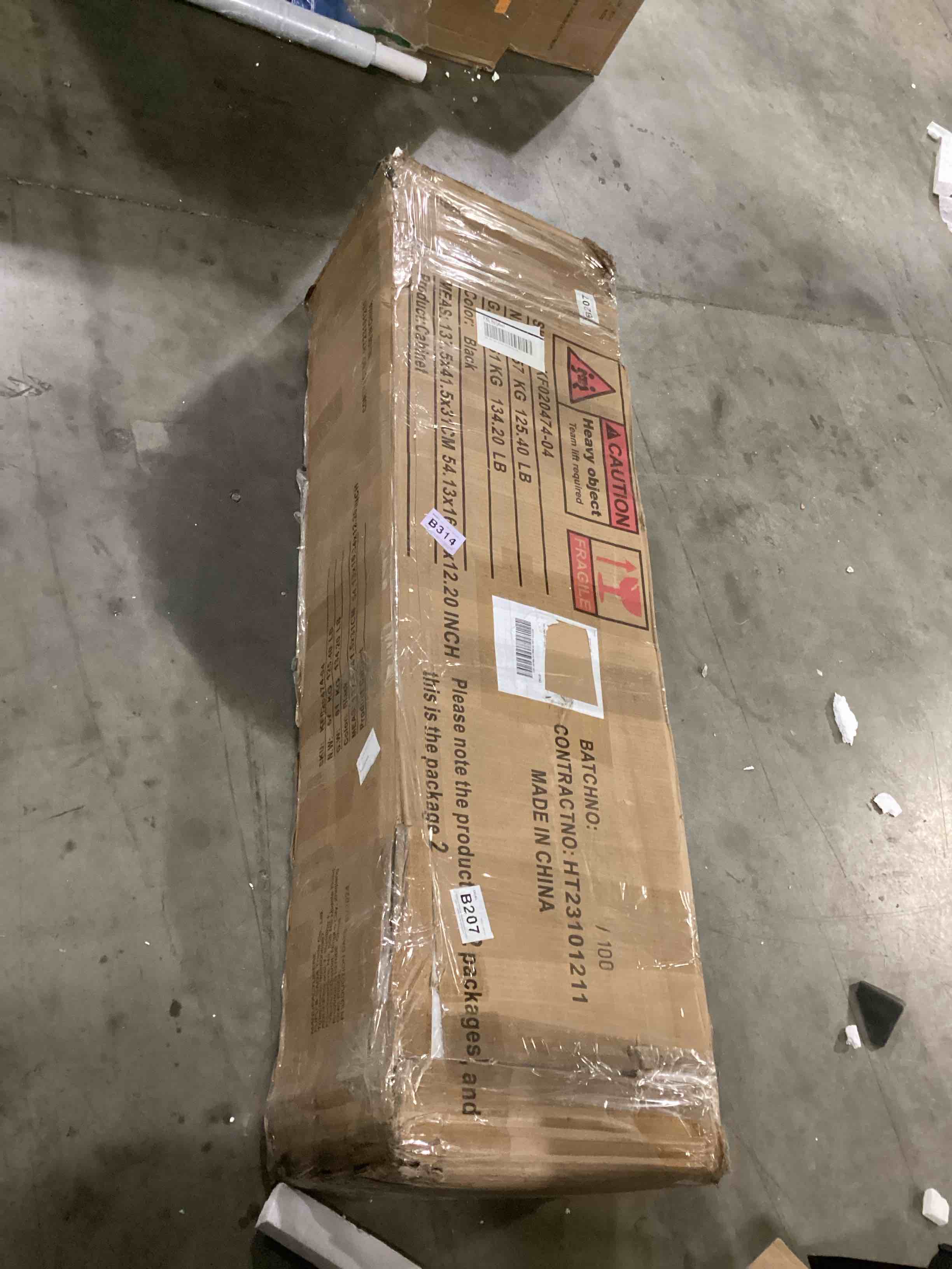 https://s3.amazonaws.com/lotting-images-prod/bidfta/YEL6723302_1733939506031.jpeg