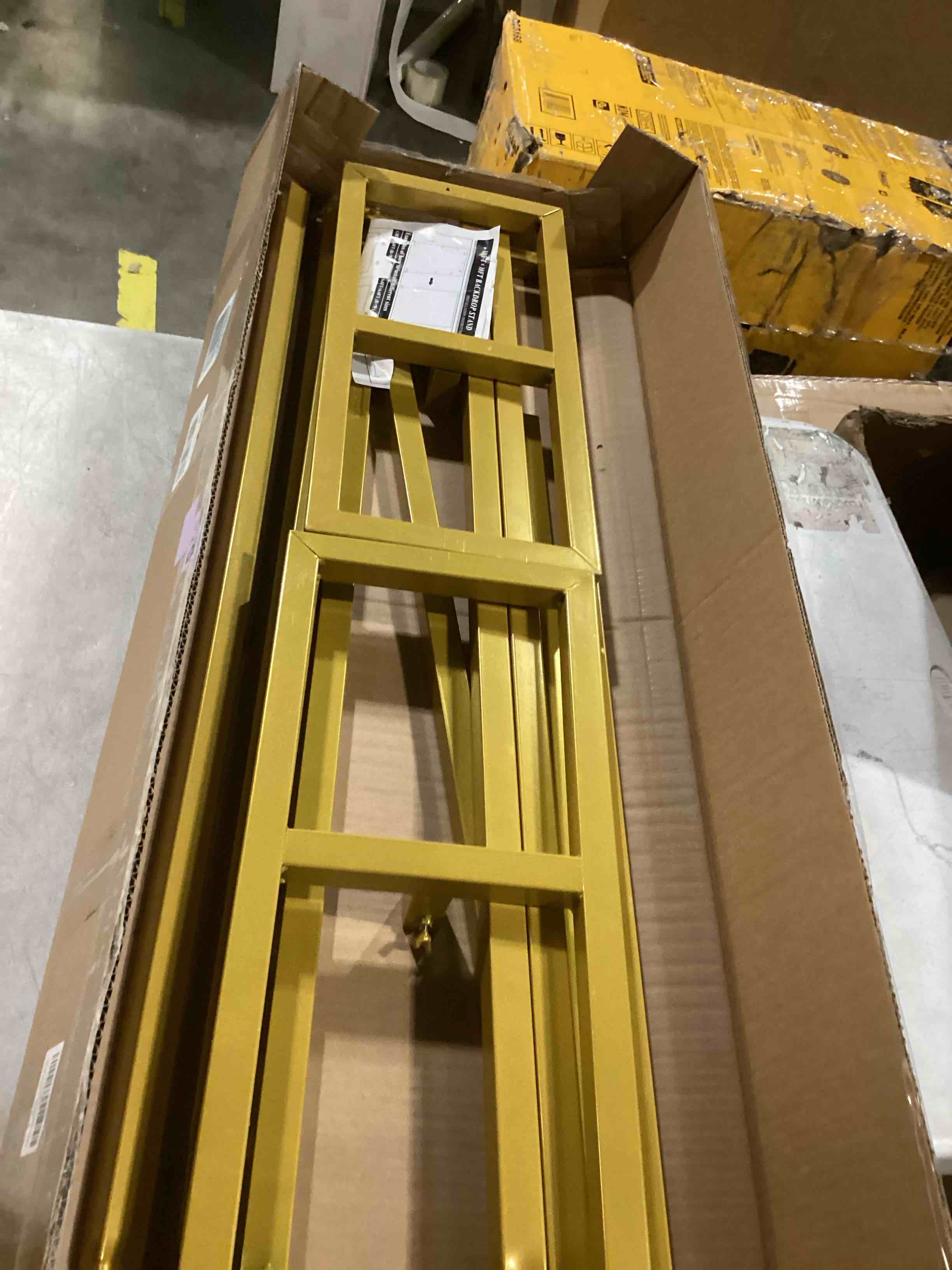 https://s3.amazonaws.com/lotting-images-prod/bidfta/YEL6723322_1733945200999.jpeg