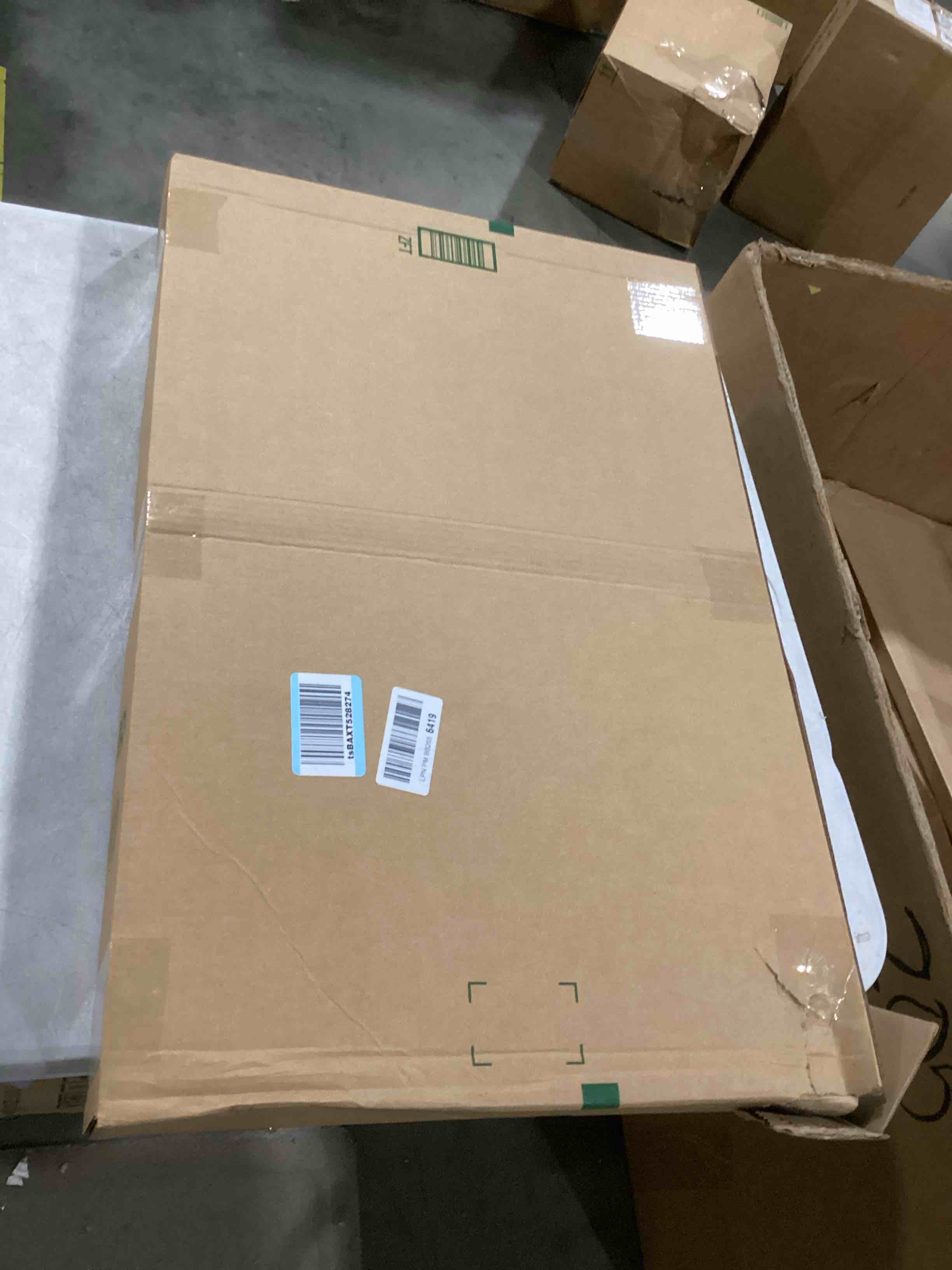 https://s3.amazonaws.com/lotting-images-prod/bidfta/YEL6723381_1734008090046.jpeg