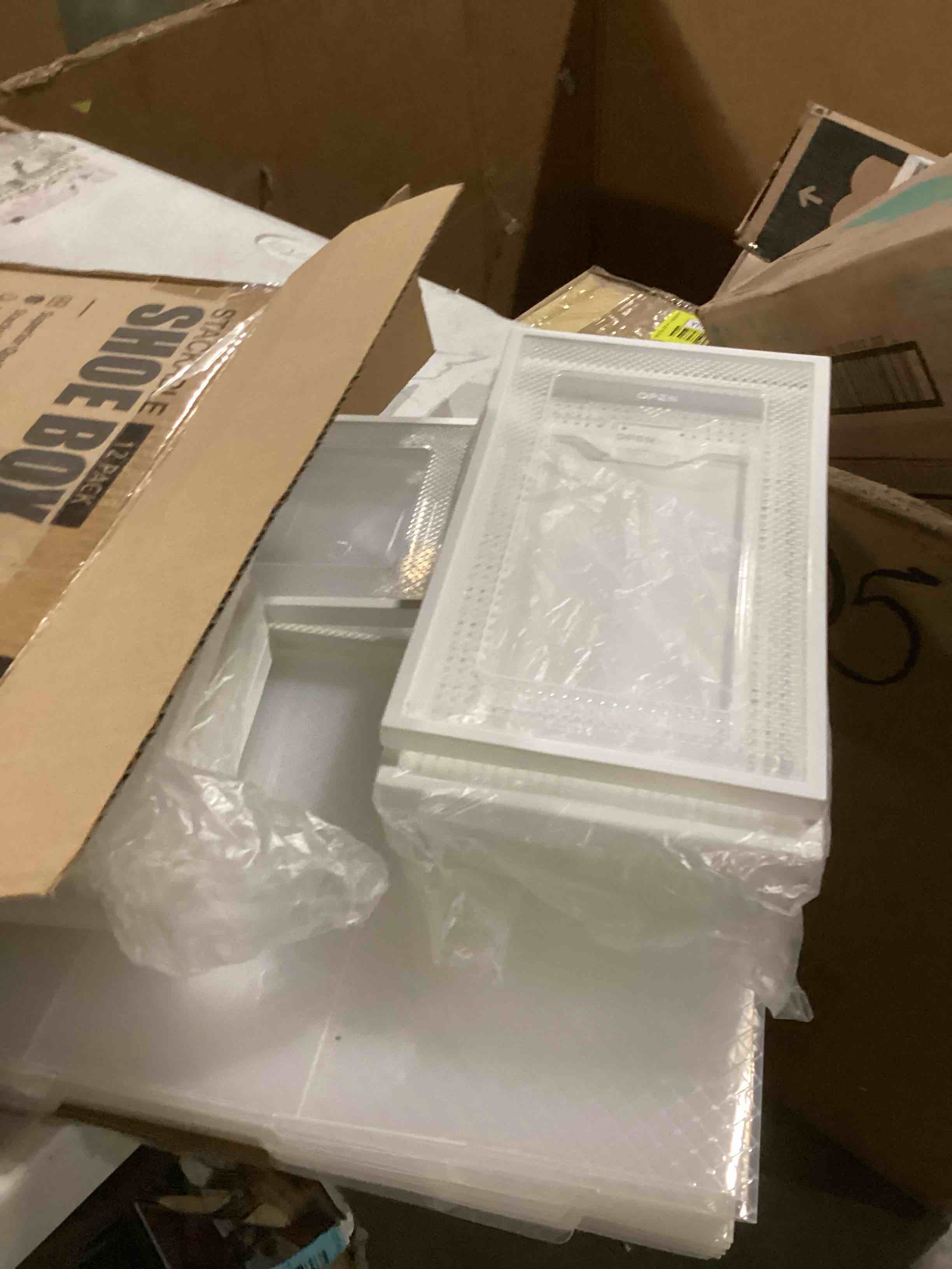 https://s3.amazonaws.com/lotting-images-prod/bidfta/YEL6723429_1734017693795.jpeg