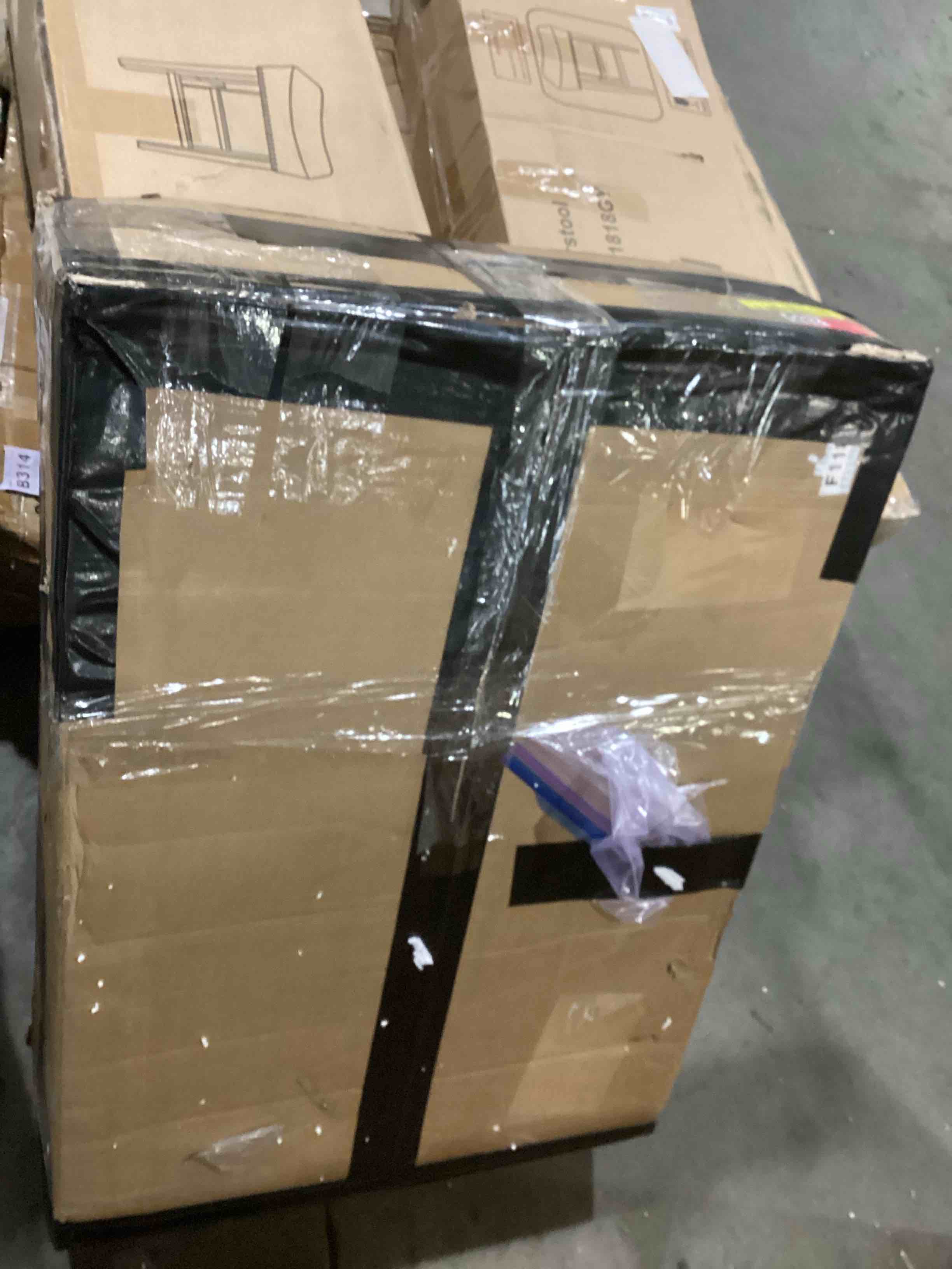 https://s3.amazonaws.com/lotting-images-prod/bidfta/YEL6723614_1735304437932.jpeg