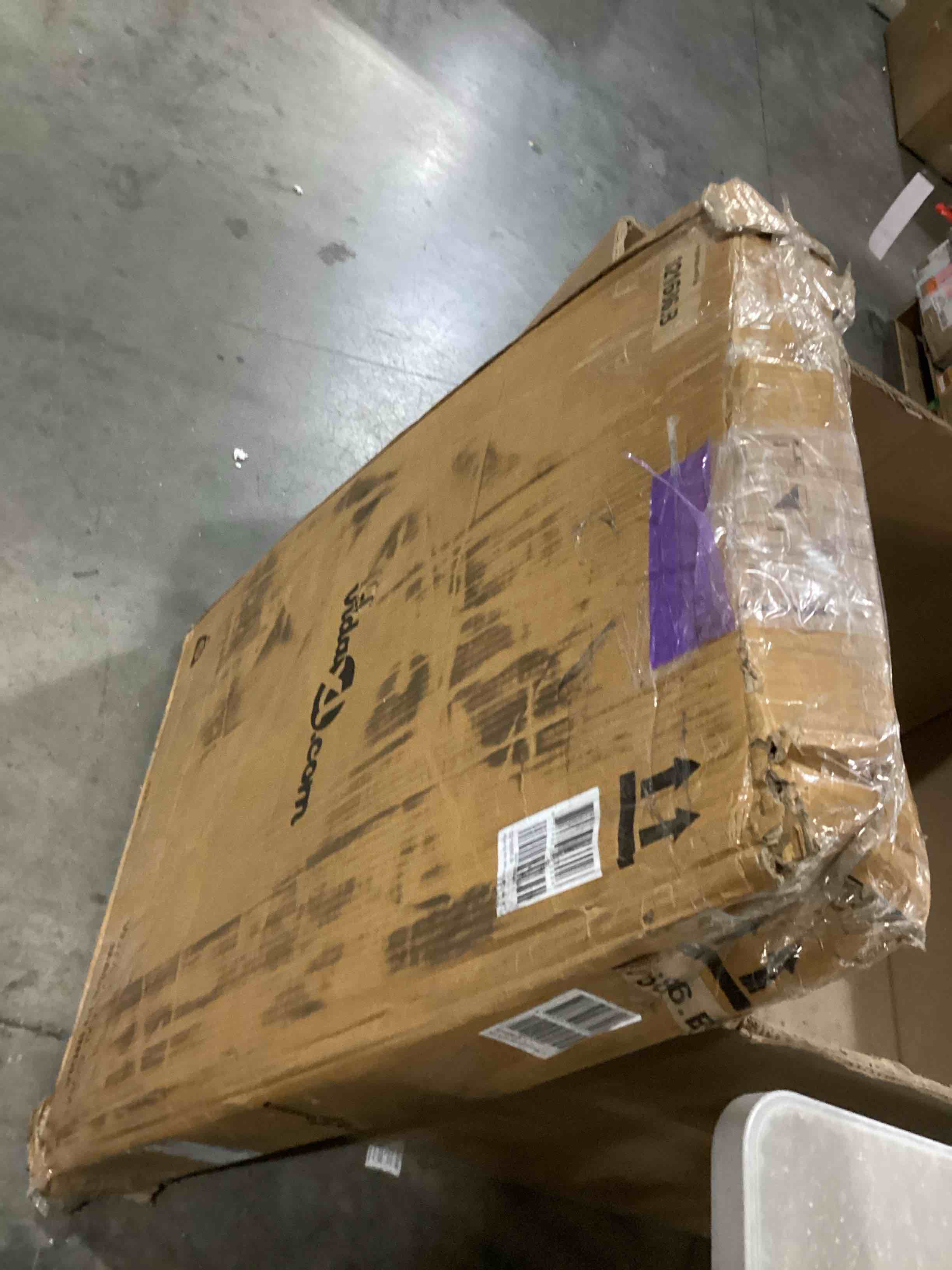 https://s3.amazonaws.com/lotting-images-prod/bidfta/YEL6723619_1735304822896.jpeg