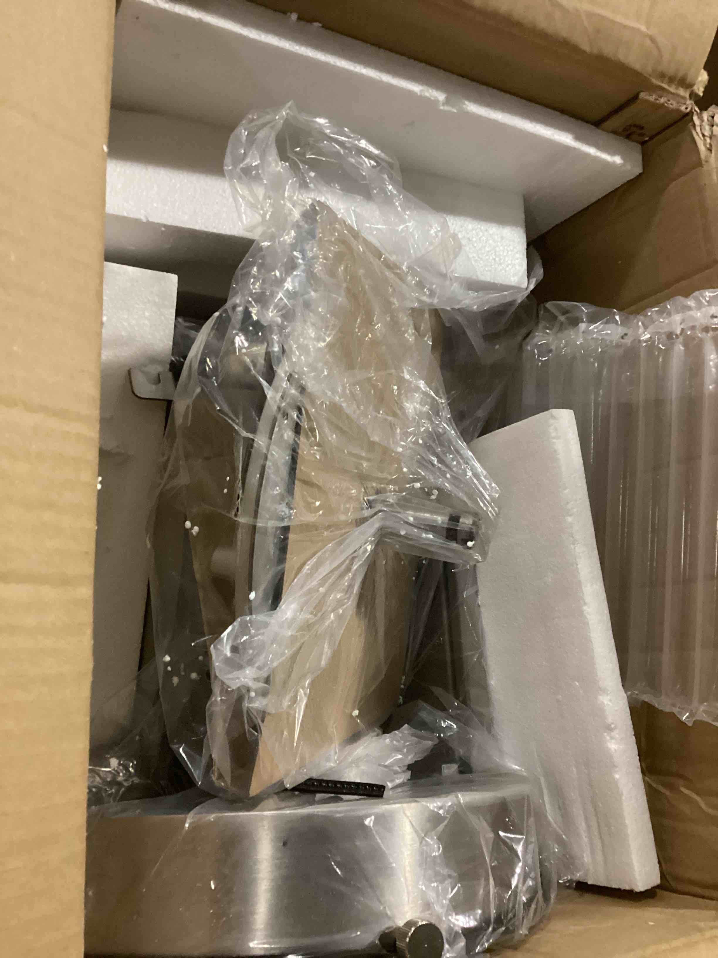 https://s3.amazonaws.com/lotting-images-prod/bidfta/YEL6723657_1735563751769.jpeg