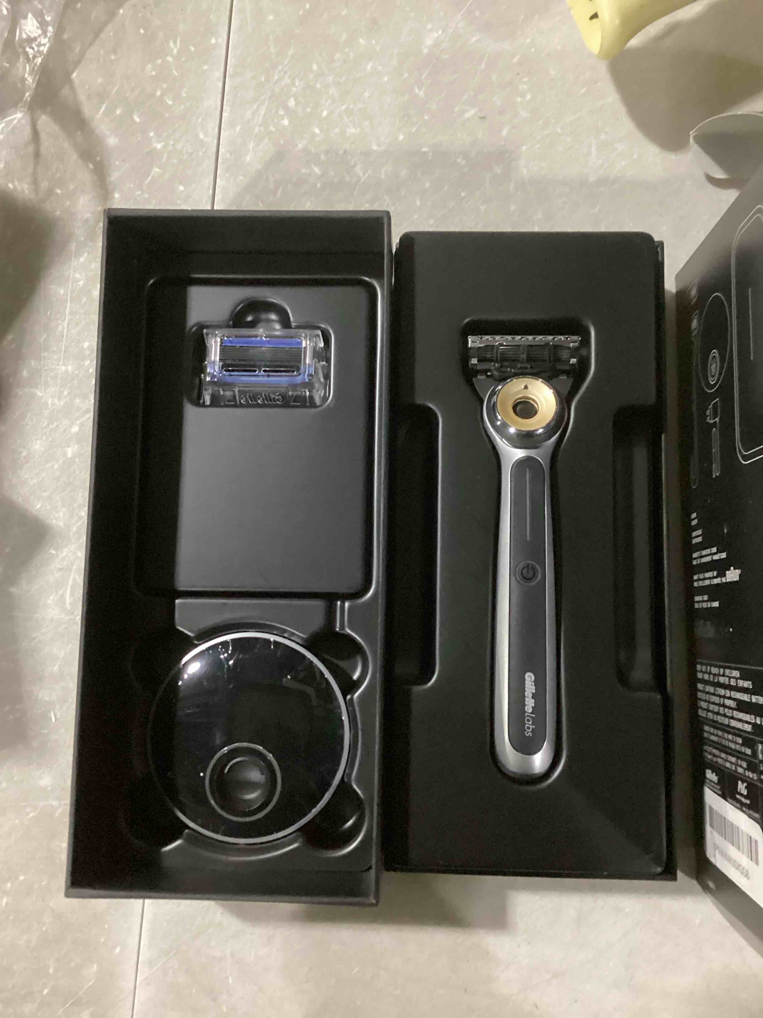 https://s3.amazonaws.com/lotting-images-prod/bidfta/YEL6724547_1736530469983.jpeg