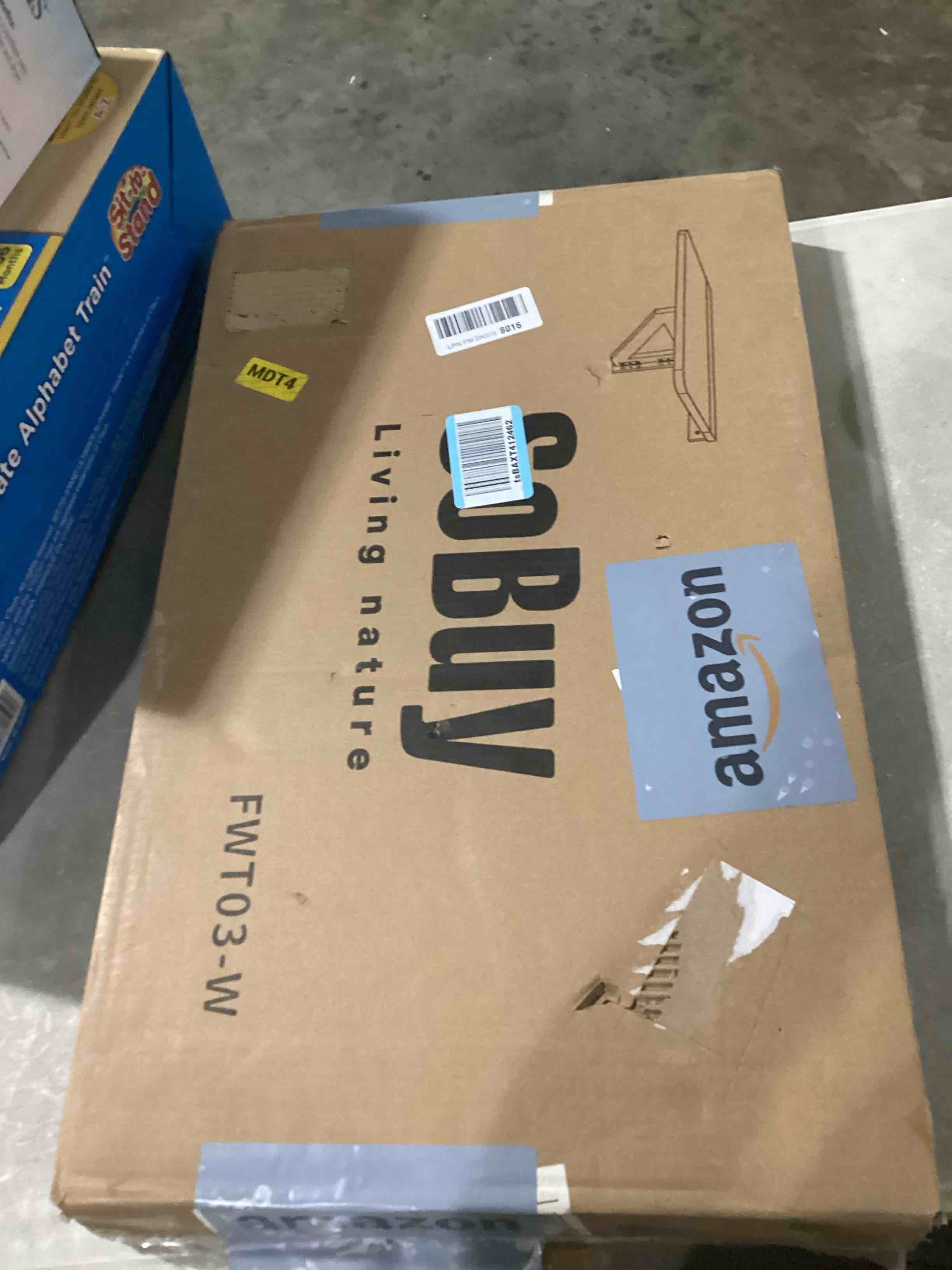 https://s3.amazonaws.com/lotting-images-prod/bidfta/YEL6724833_1736864570334.jpeg