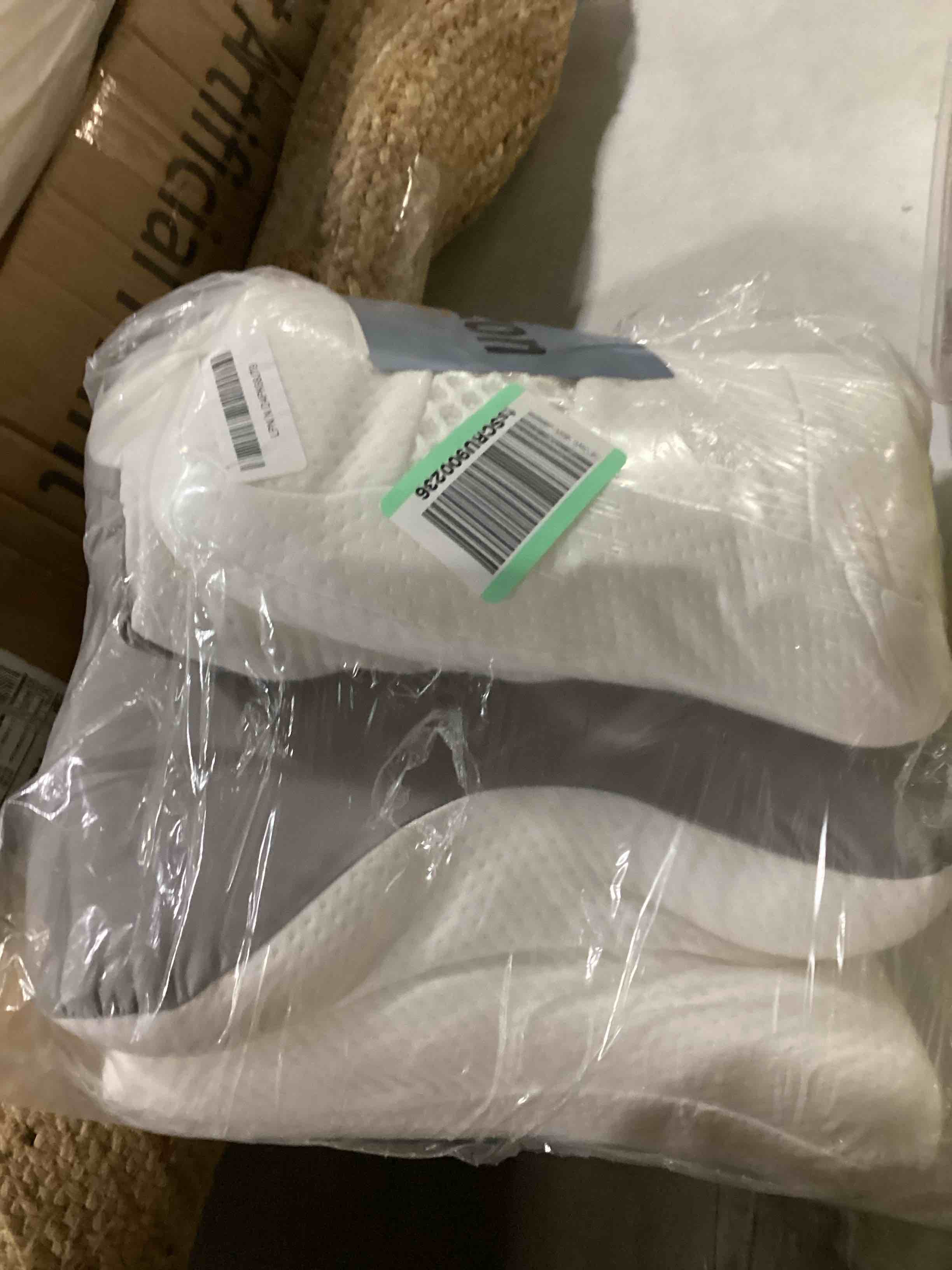 https://s3.amazonaws.com/lotting-images-prod/bidfta/YEL6725204_1732033692901.jpeg