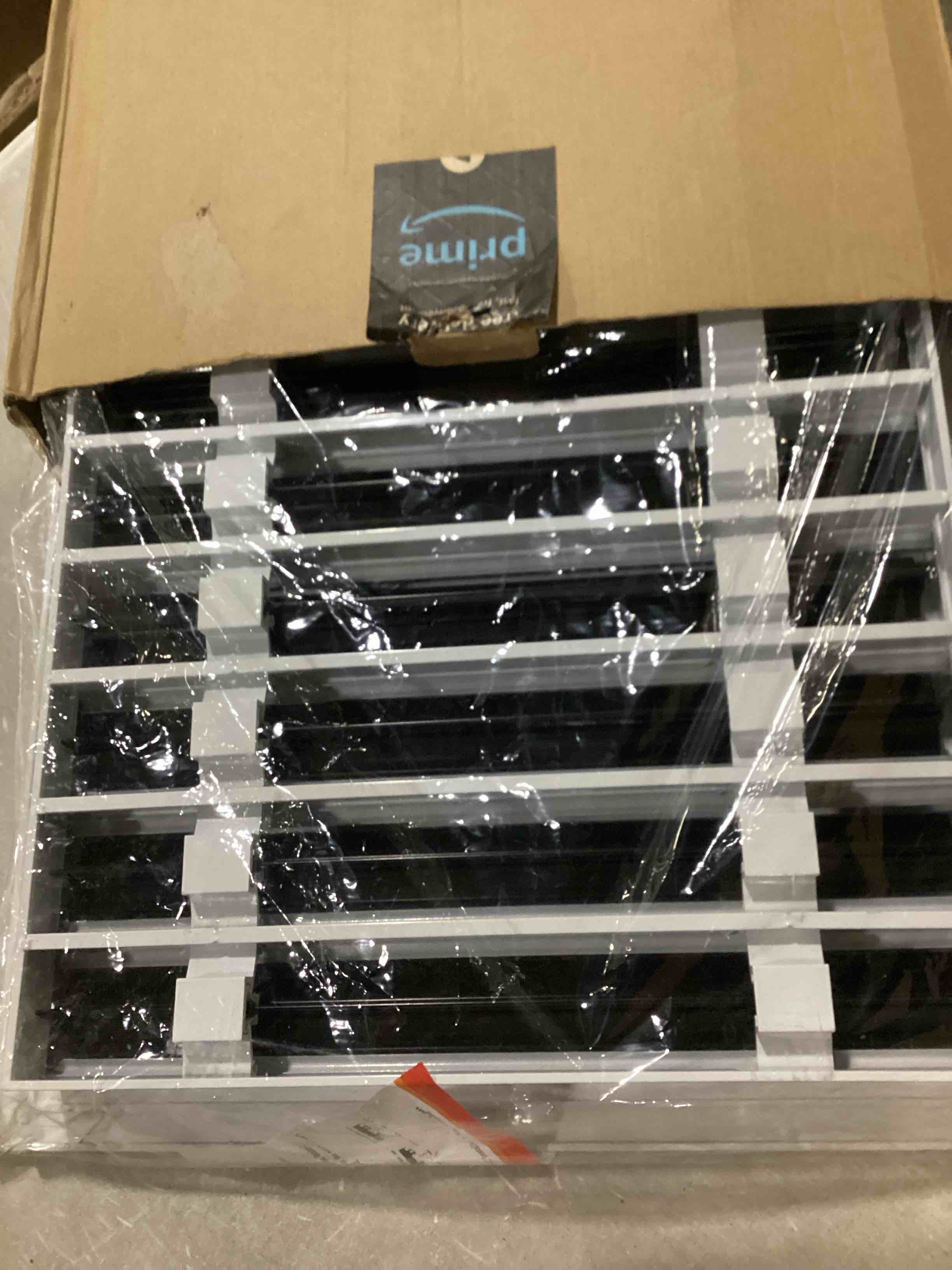https://s3.amazonaws.com/lotting-images-prod/bidfta/YEL6725211_1732034205896.jpeg