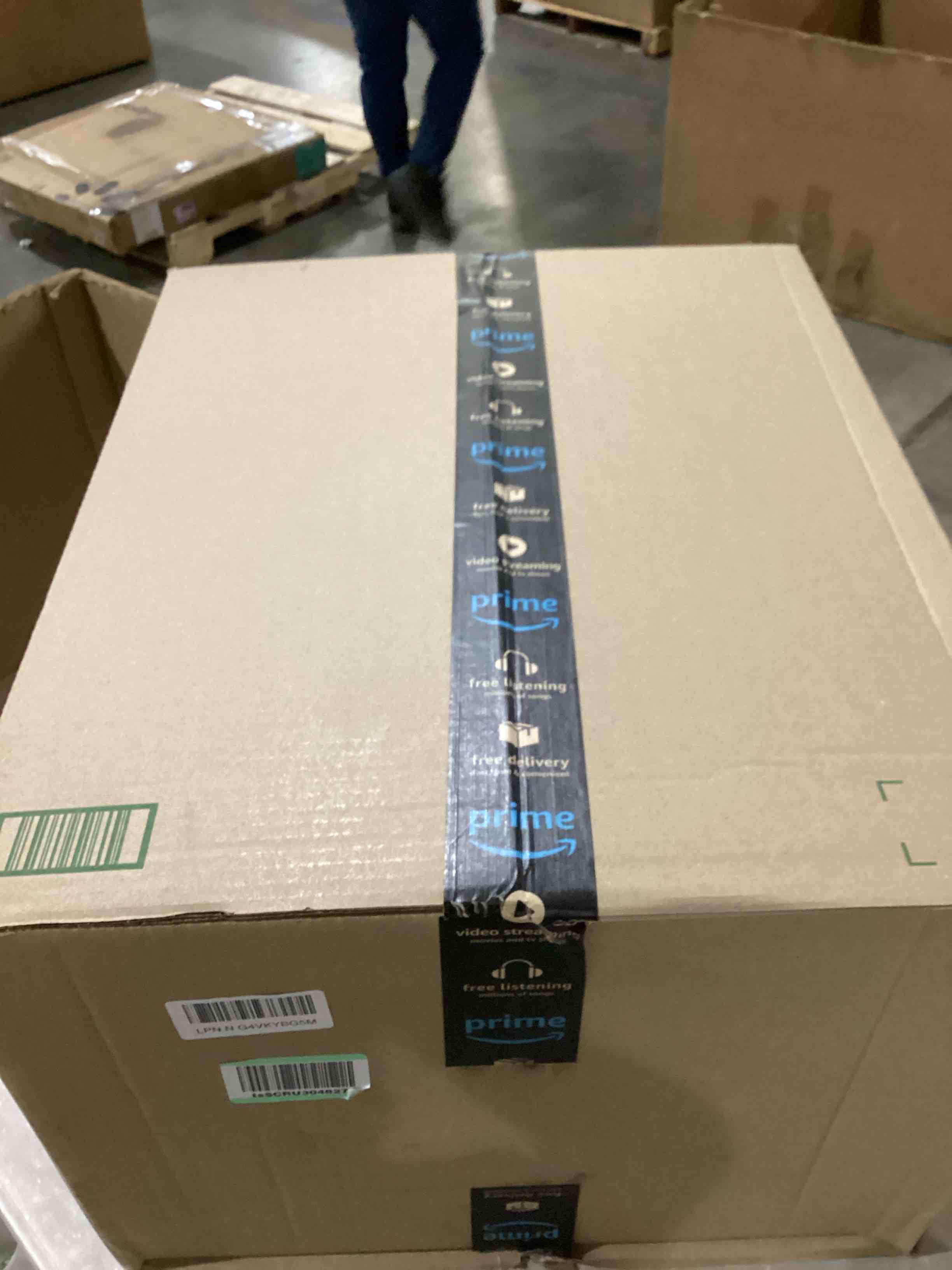 https://s3.amazonaws.com/lotting-images-prod/bidfta/YEL6725340_1732113438877.jpeg