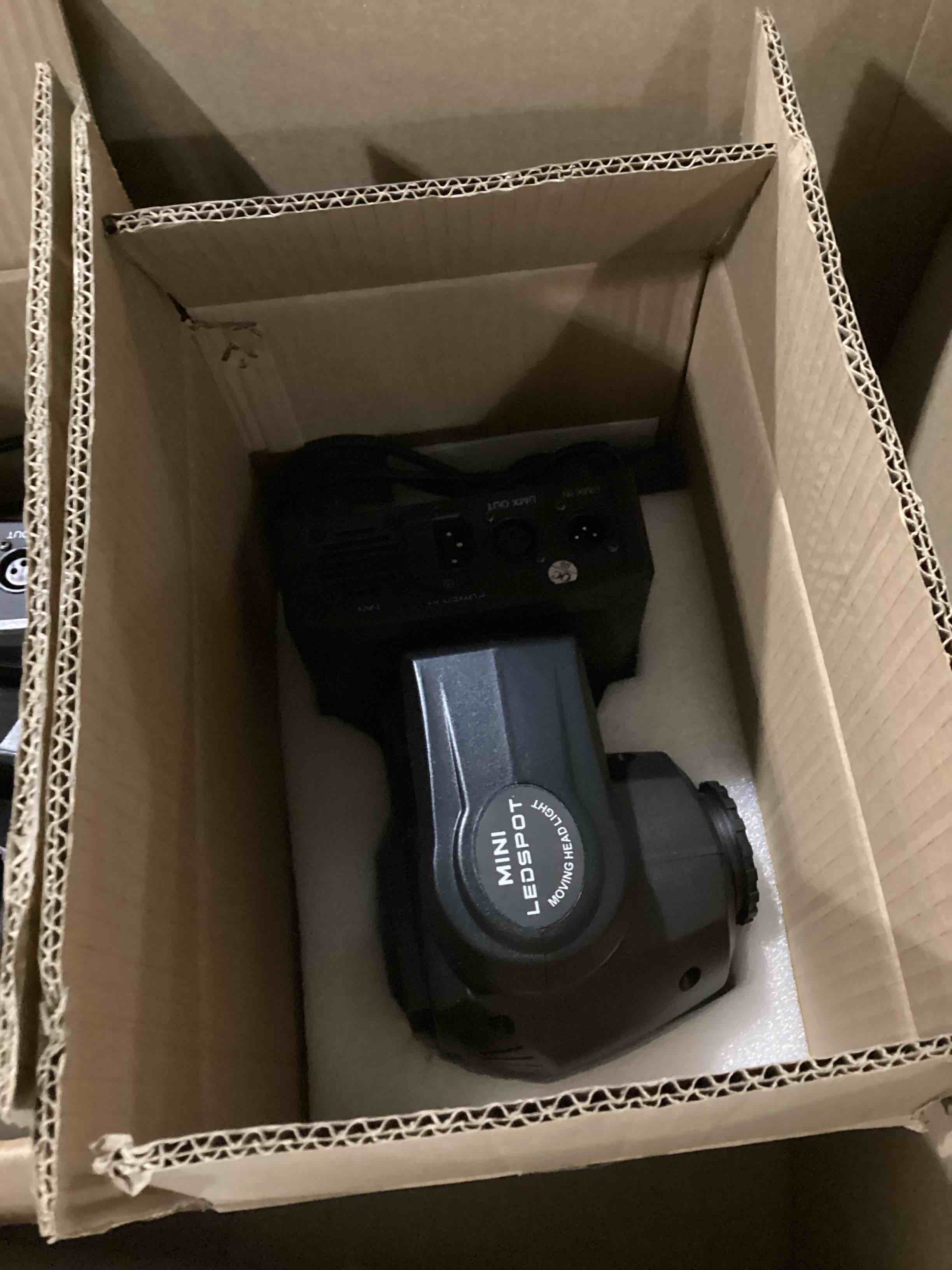 https://s3.amazonaws.com/lotting-images-prod/bidfta/YEL6725340_1732113491503.jpeg