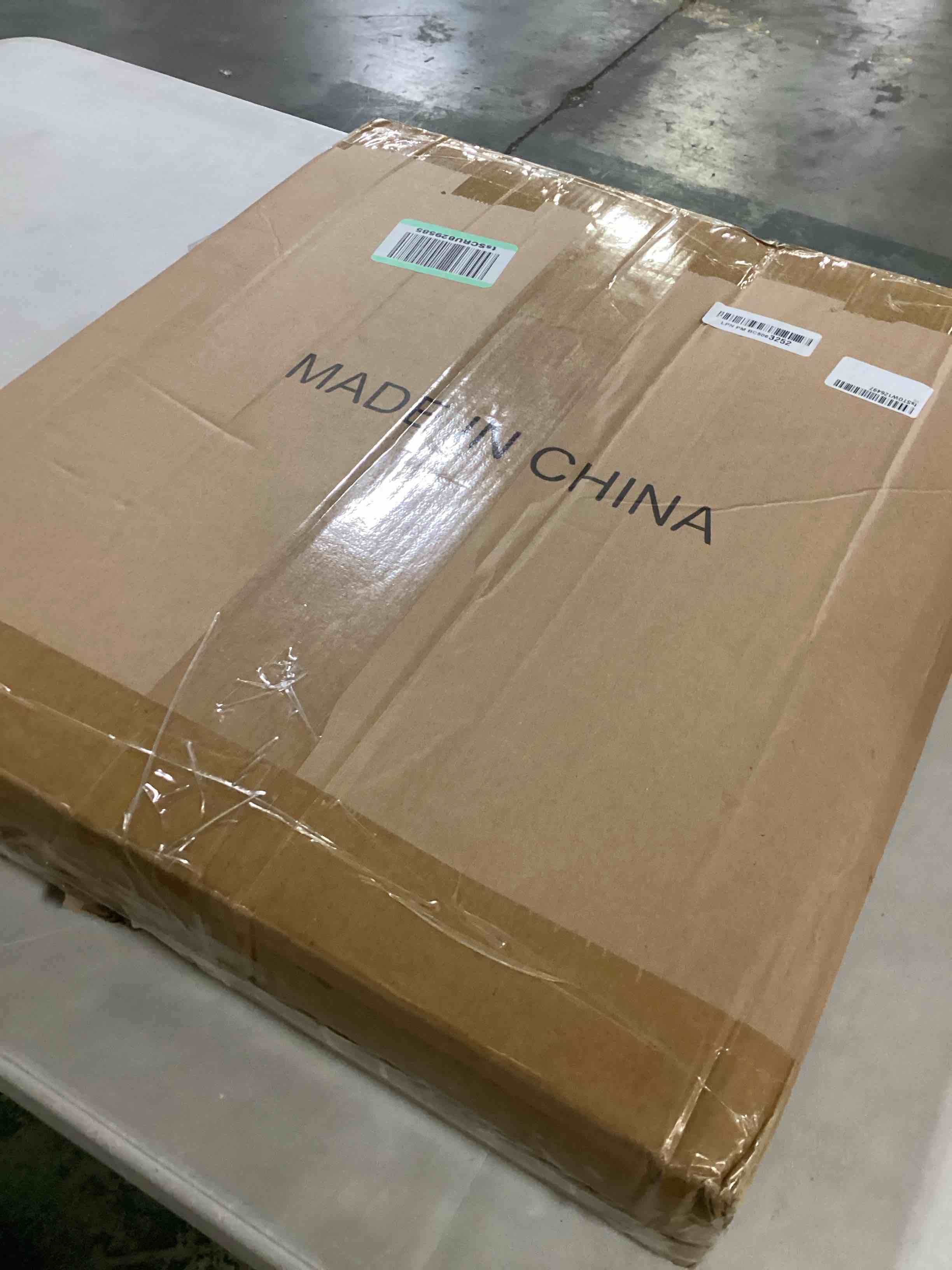 https://s3.amazonaws.com/lotting-images-prod/bidfta/YEL6726457_1732131779614.jpeg