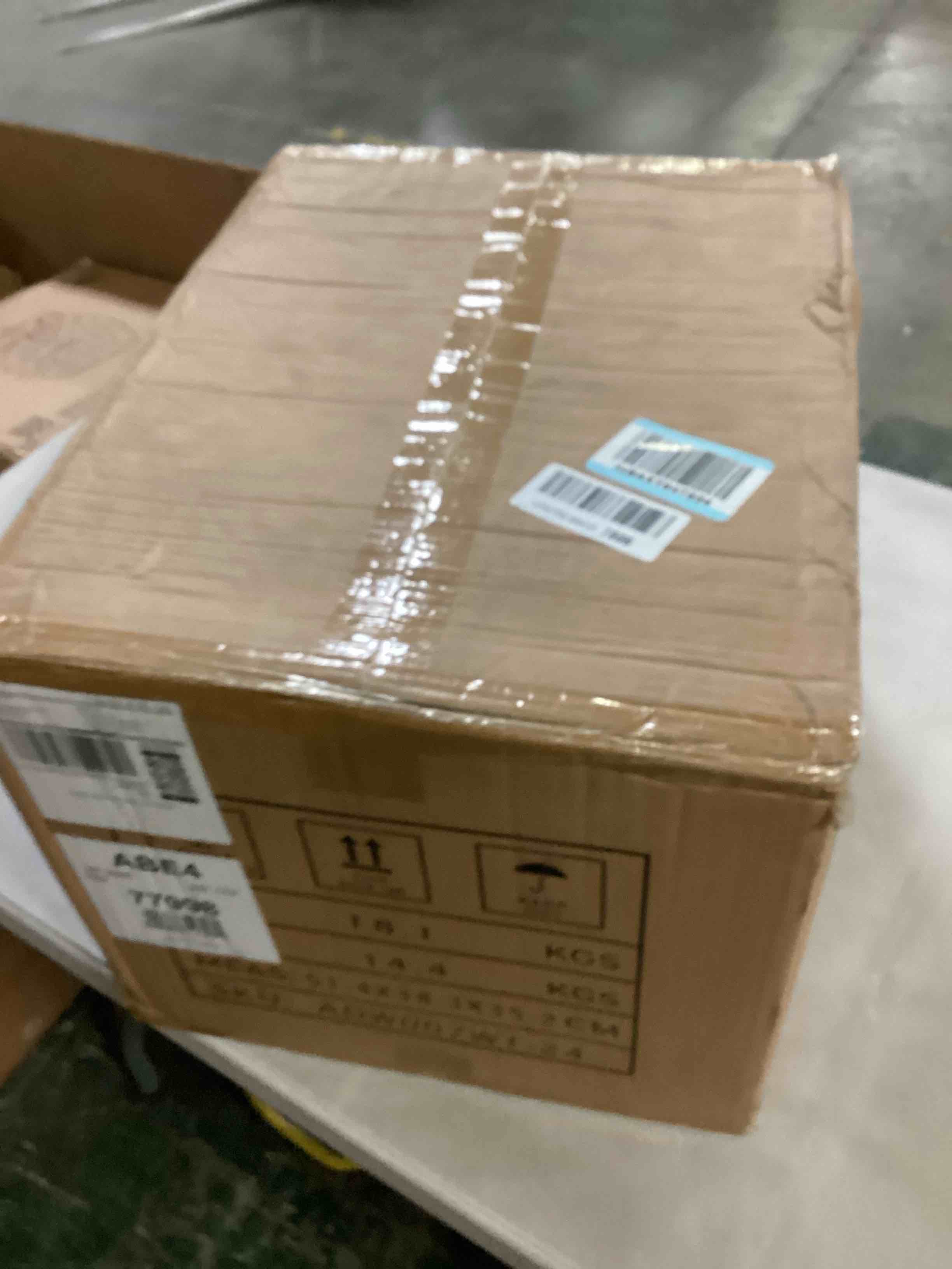 https://s3.amazonaws.com/lotting-images-prod/bidfta/YEL6726984_1732722349370.jpeg