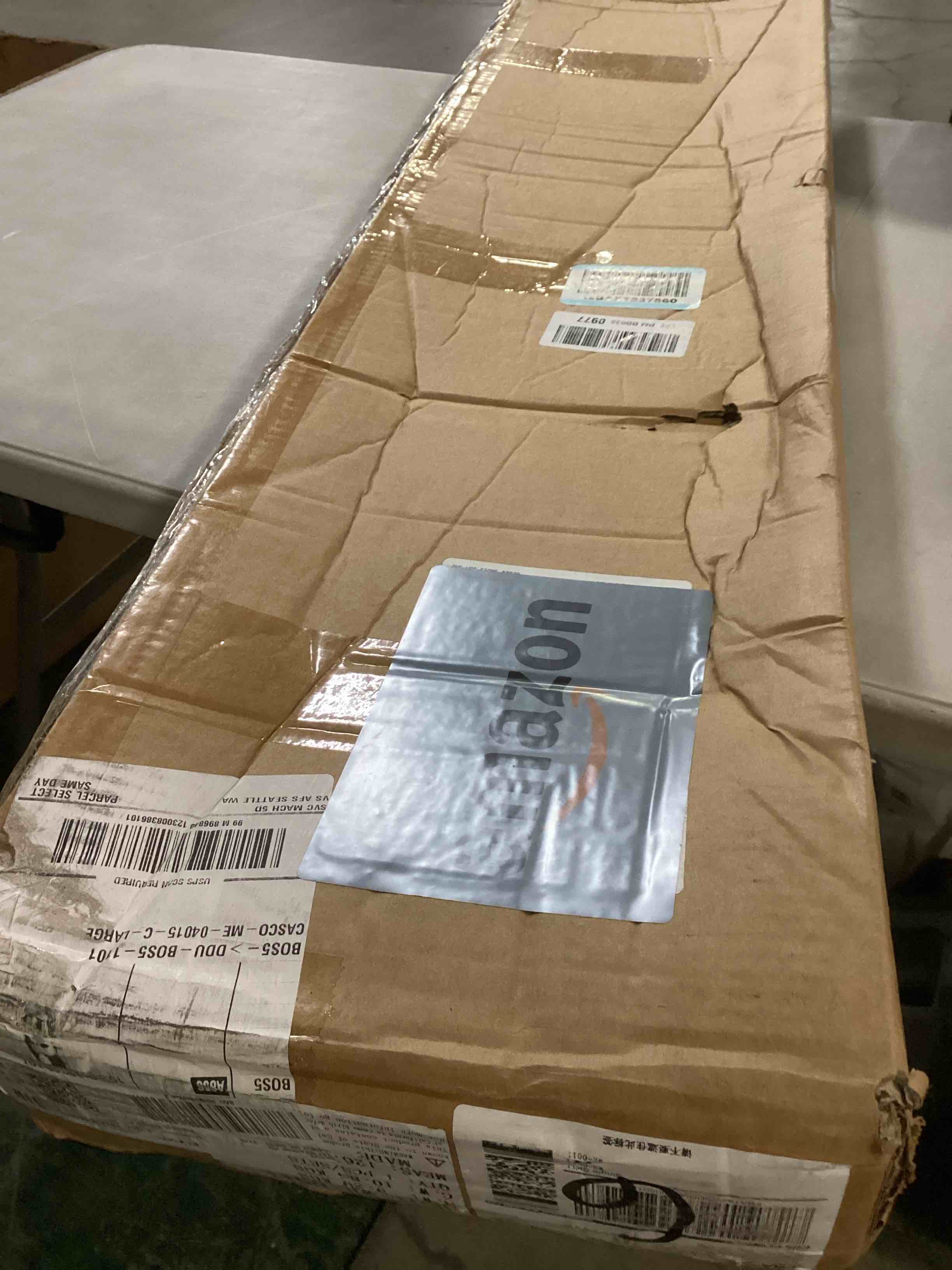 https://s3.amazonaws.com/lotting-images-prod/bidfta/YEL6727101_1732891727793.jpeg