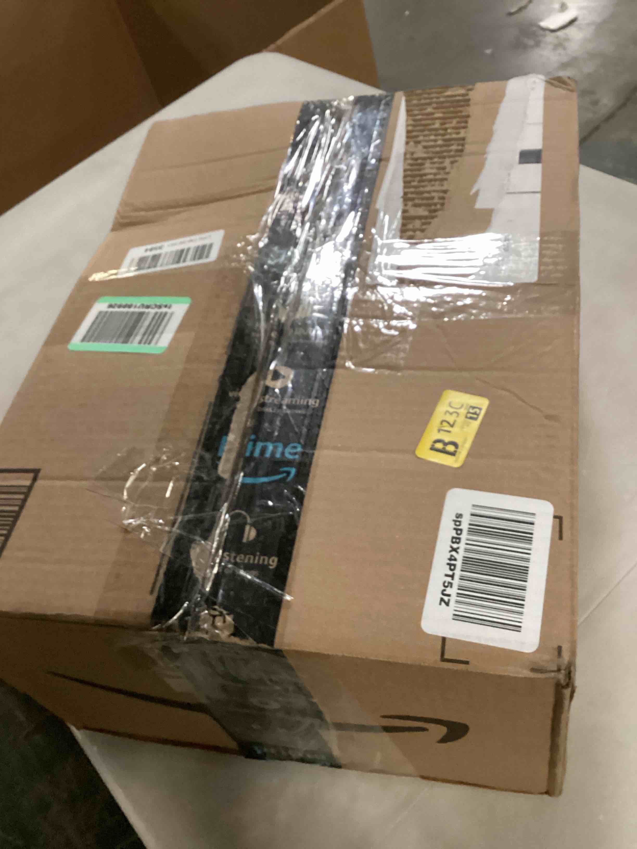 https://s3.amazonaws.com/lotting-images-prod/bidfta/YEL6727288_1733154388265.jpeg