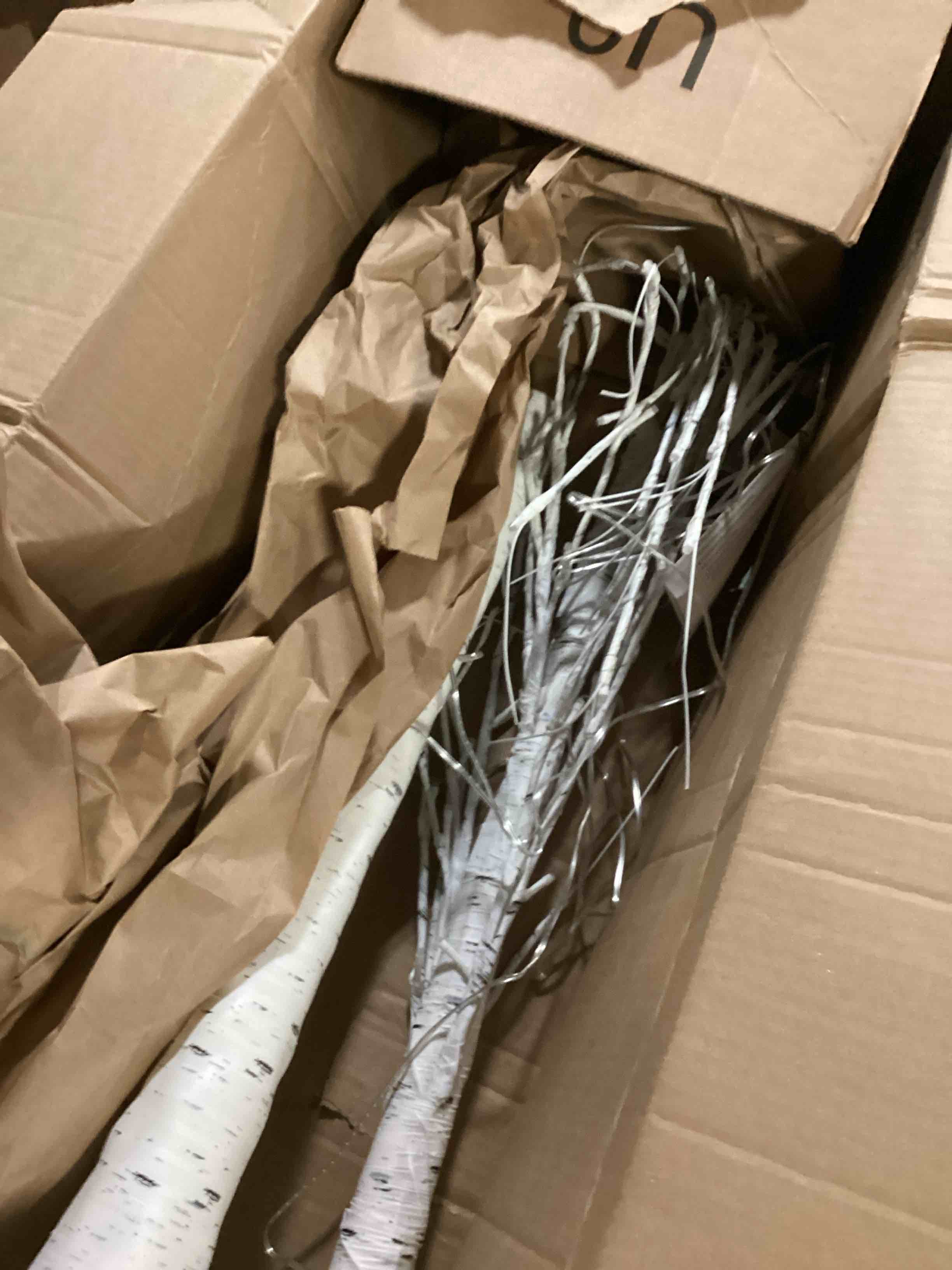 https://s3.amazonaws.com/lotting-images-prod/bidfta/YEL6727343_1733168179148.jpeg