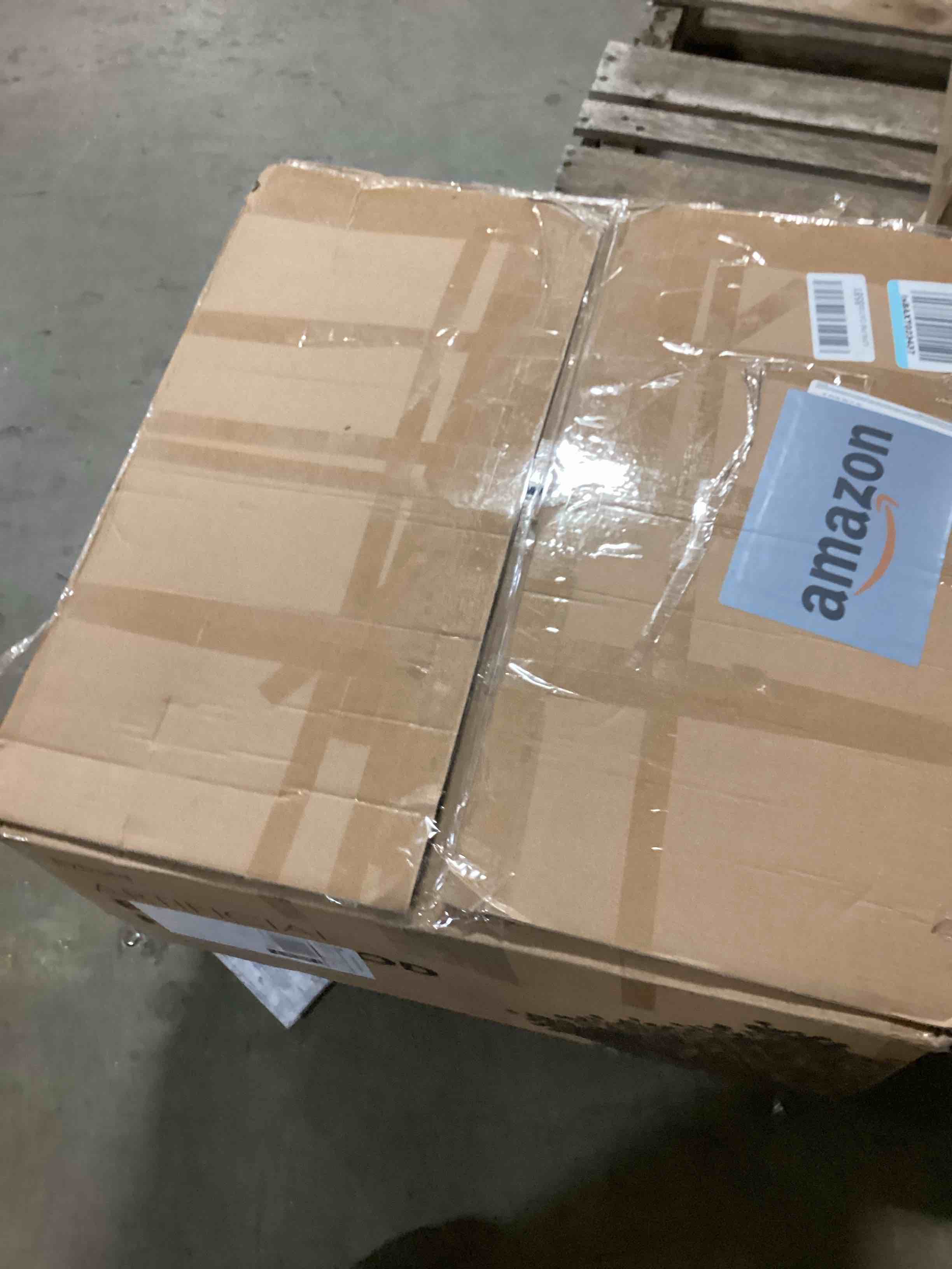 https://s3.amazonaws.com/lotting-images-prod/bidfta/YEL6727359_1733229242176.jpeg
