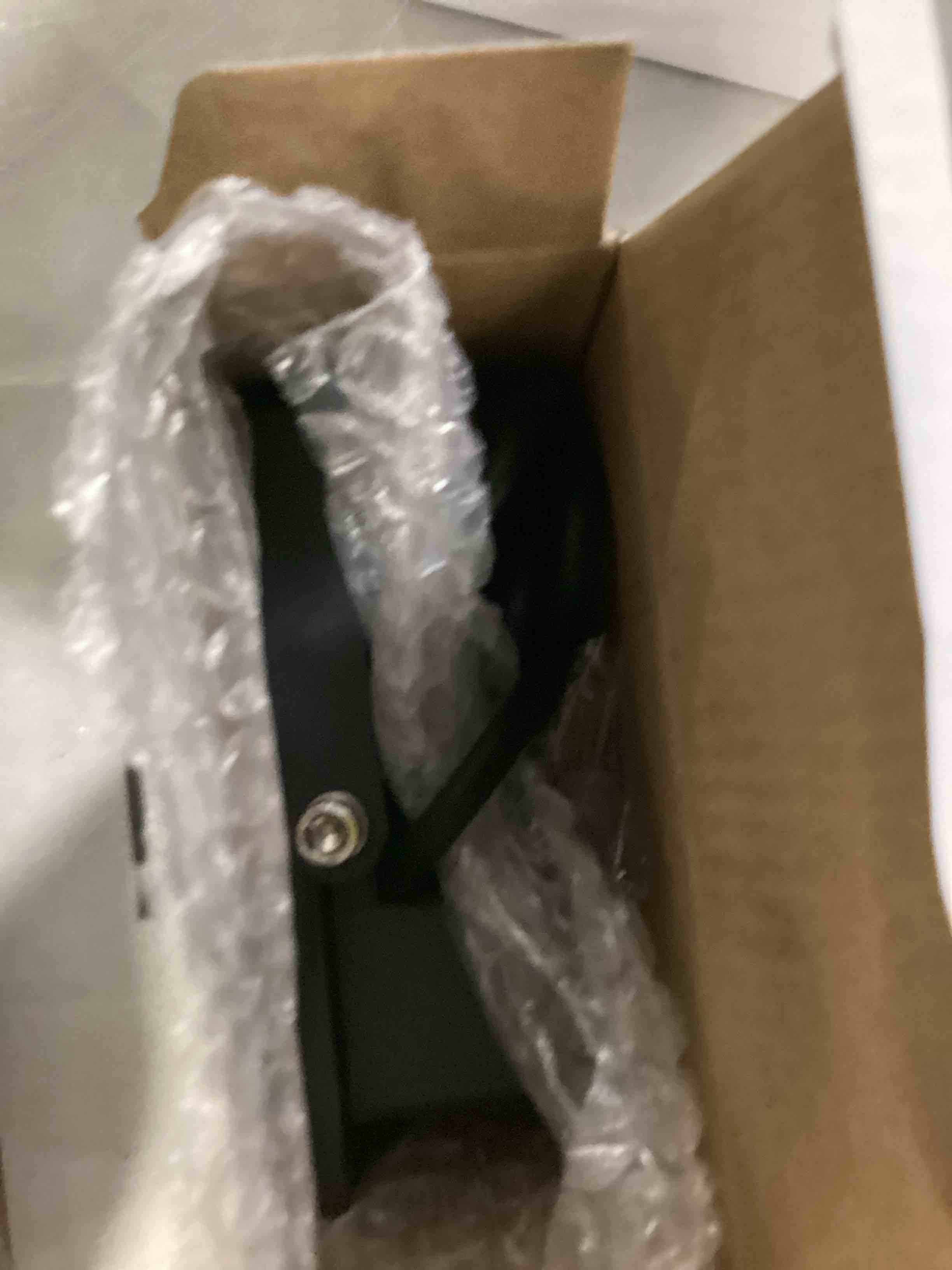 https://s3.amazonaws.com/lotting-images-prod/bidfta/YEL6727482_1733243046329.jpeg